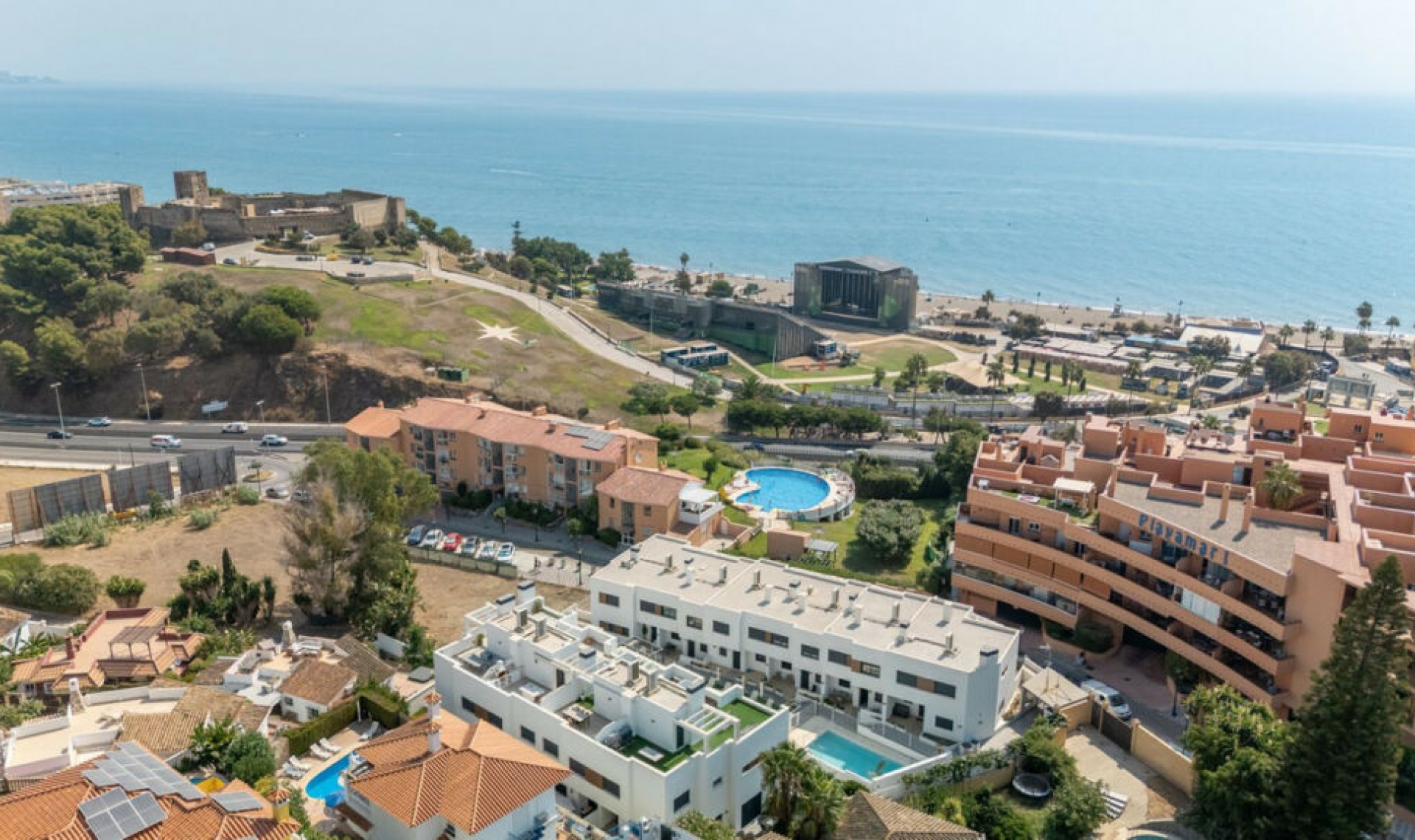 Resale - House -
Fuengirola