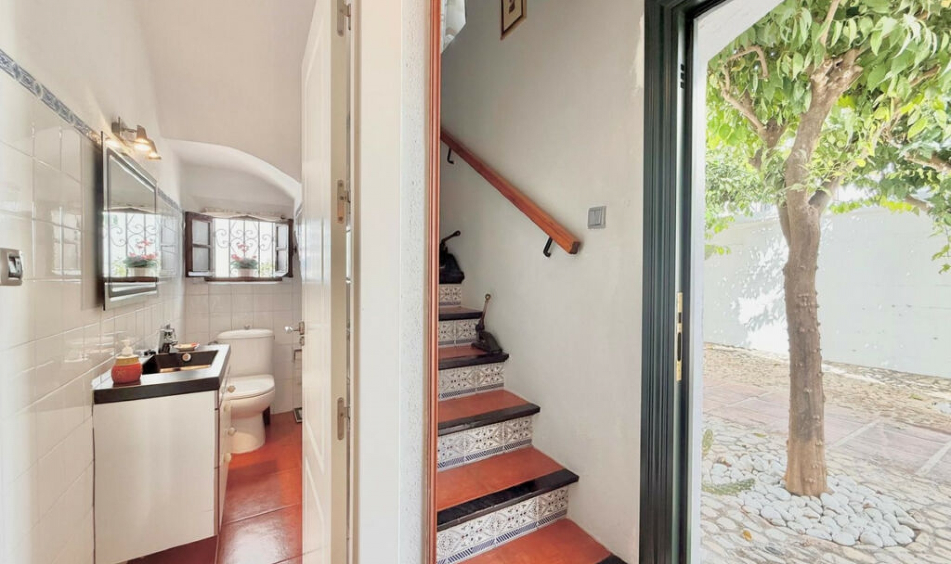 Resale - House -
Fuengirola