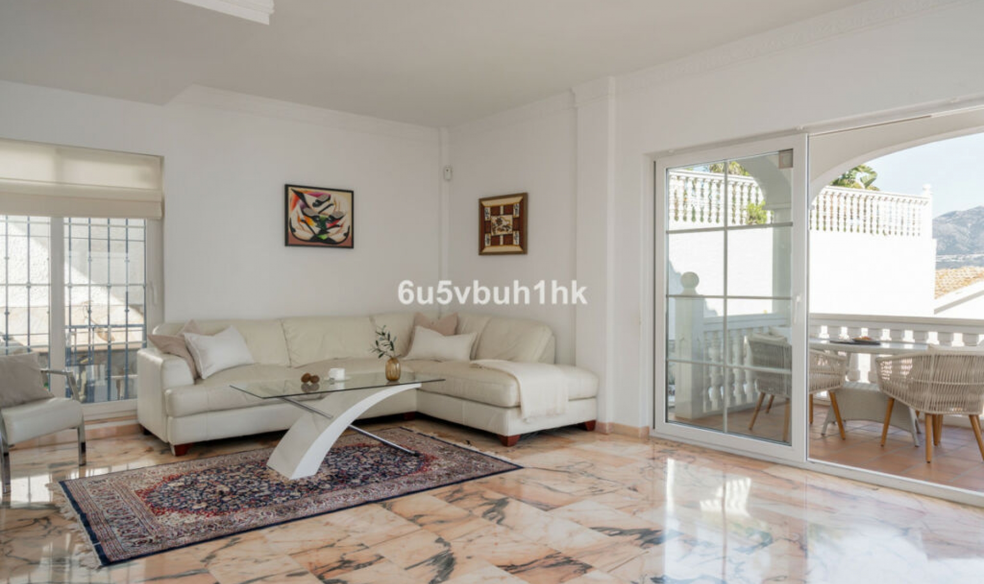 Resale - House -
Fuengirola