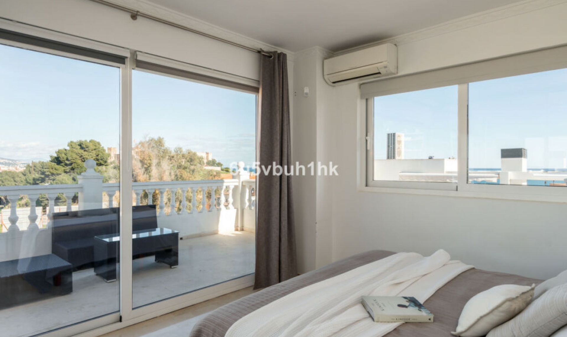 Resale - House -
Fuengirola
