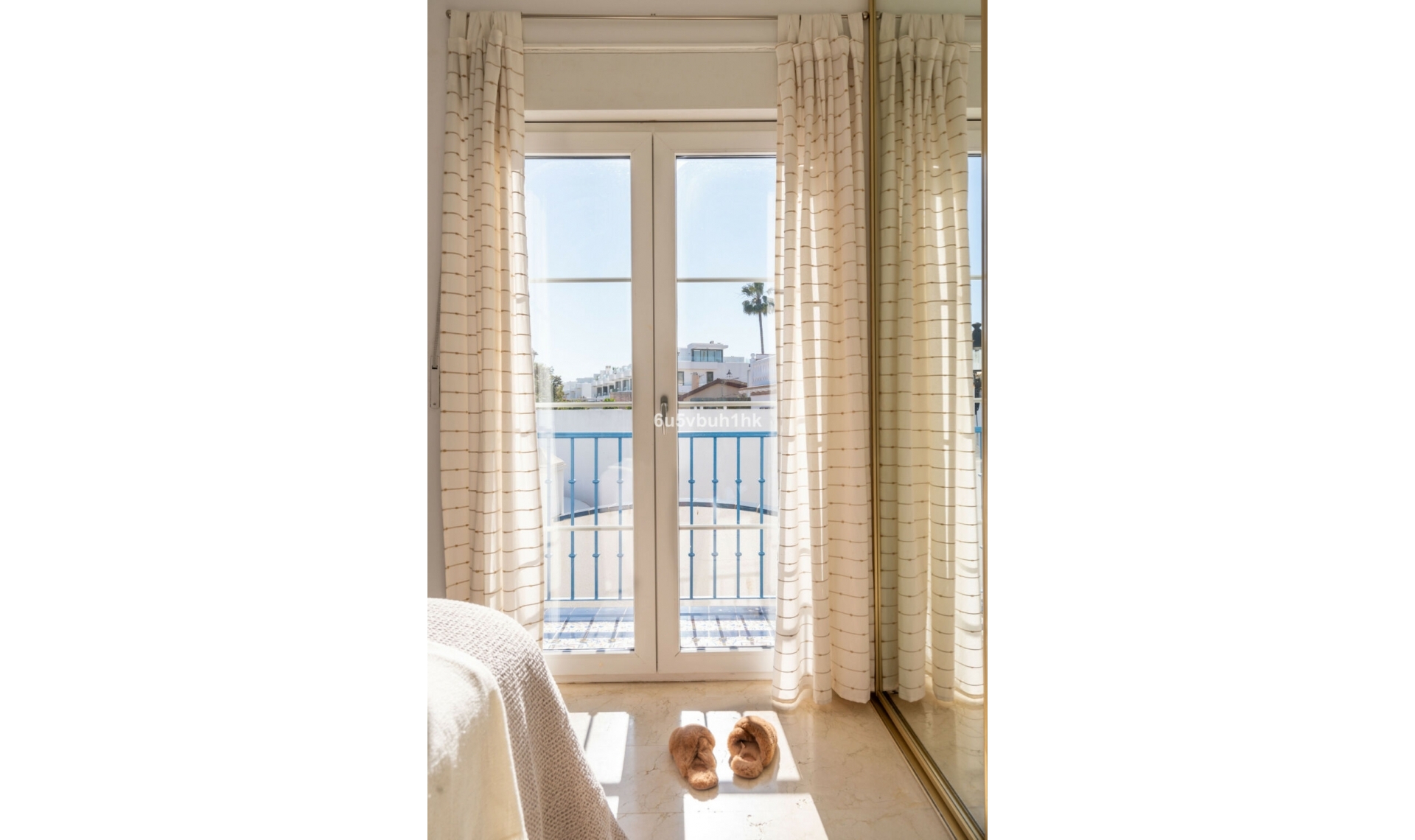 Resale - House -
Fuengirola