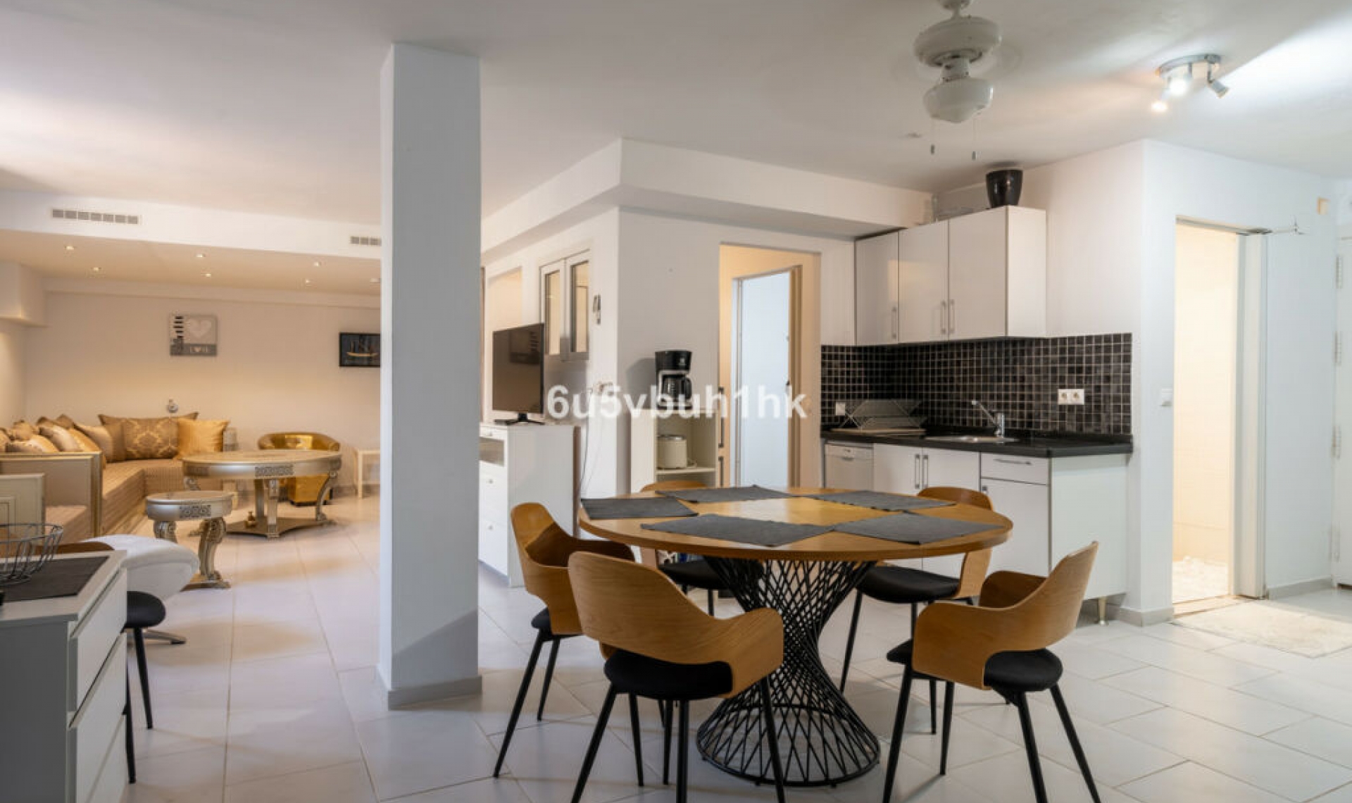 Resale - House -
Fuengirola