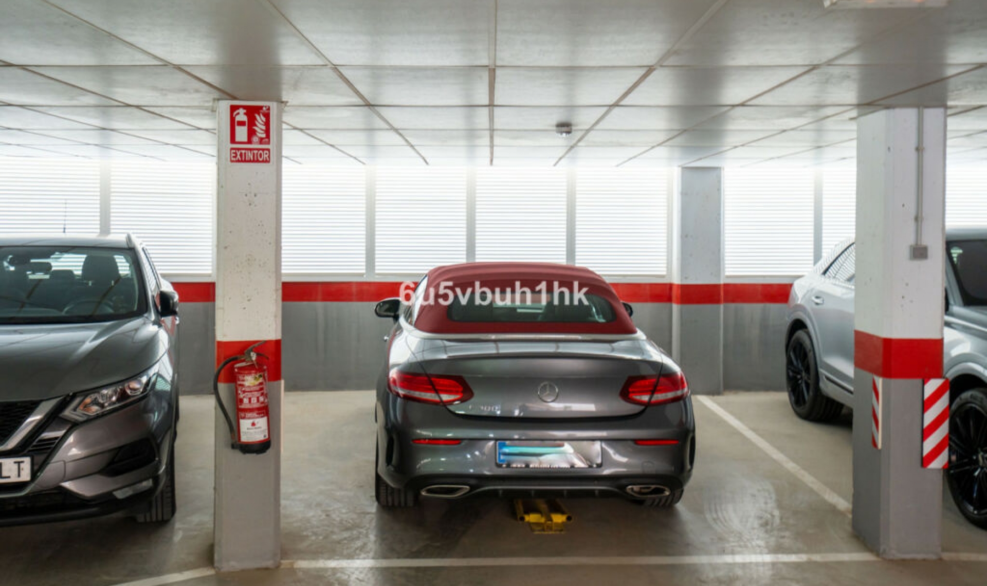 Resale - House -
Fuengirola