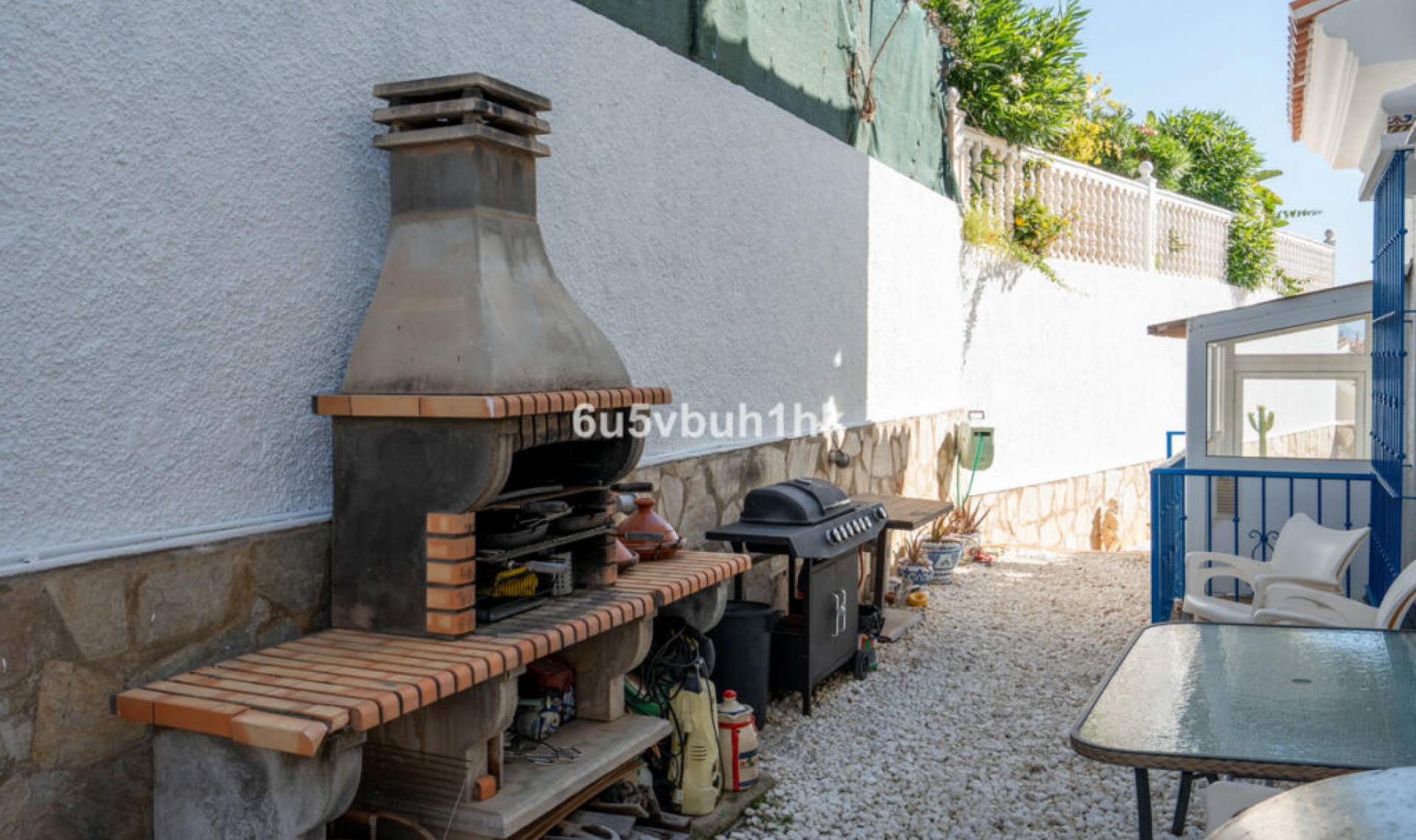 Resale - House -
Fuengirola