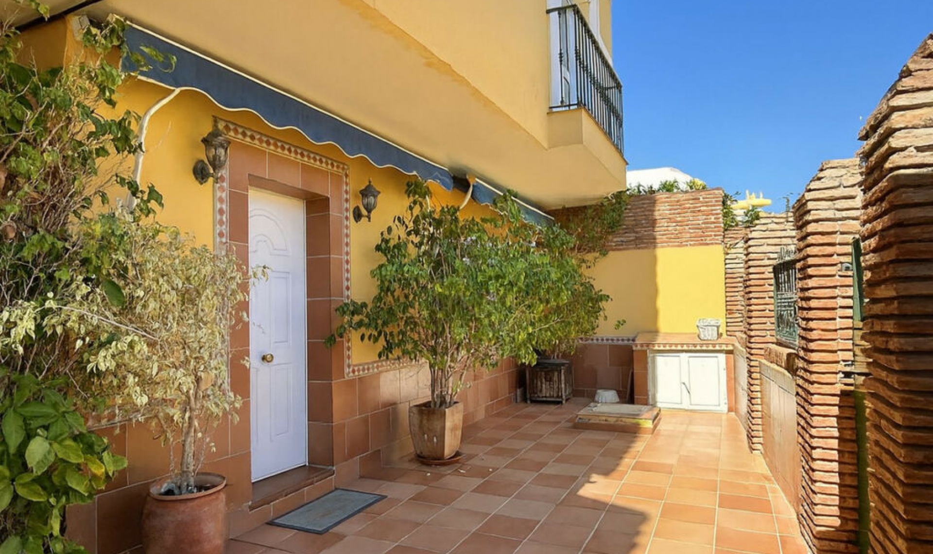 Resale - House -
Fuengirola