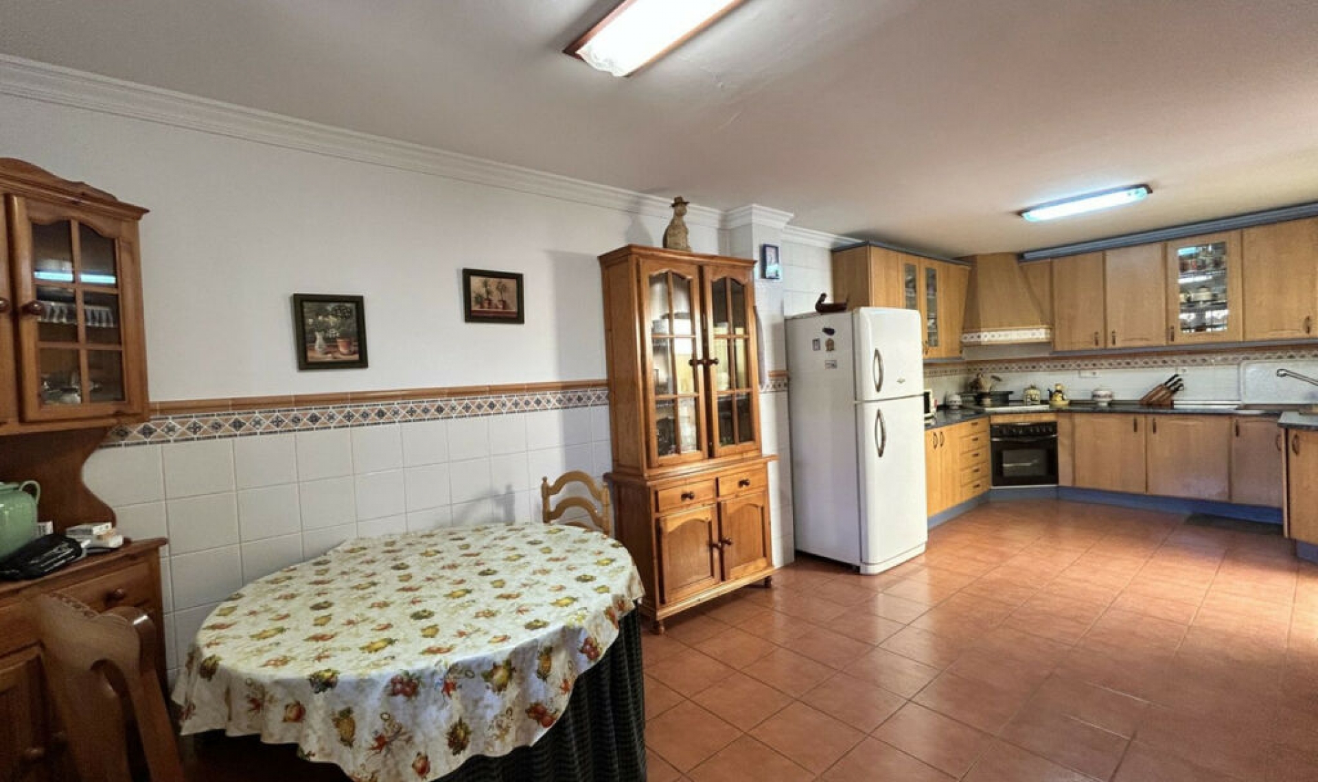 Resale - House -
Fuengirola