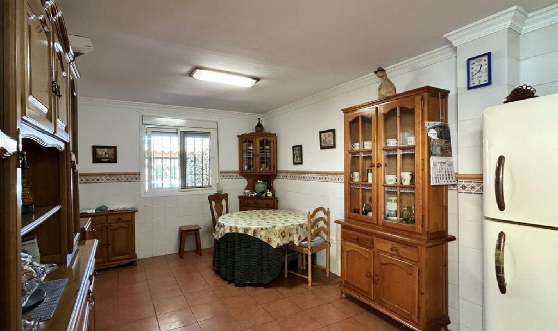 Resale - House -
Fuengirola