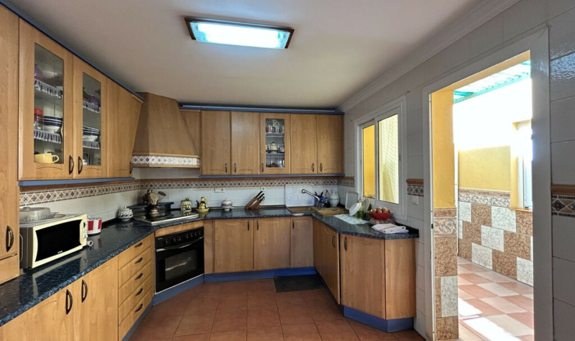 Resale - House -
Fuengirola