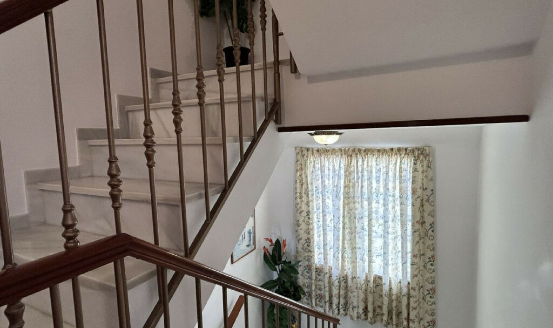 Resale - House -
Fuengirola