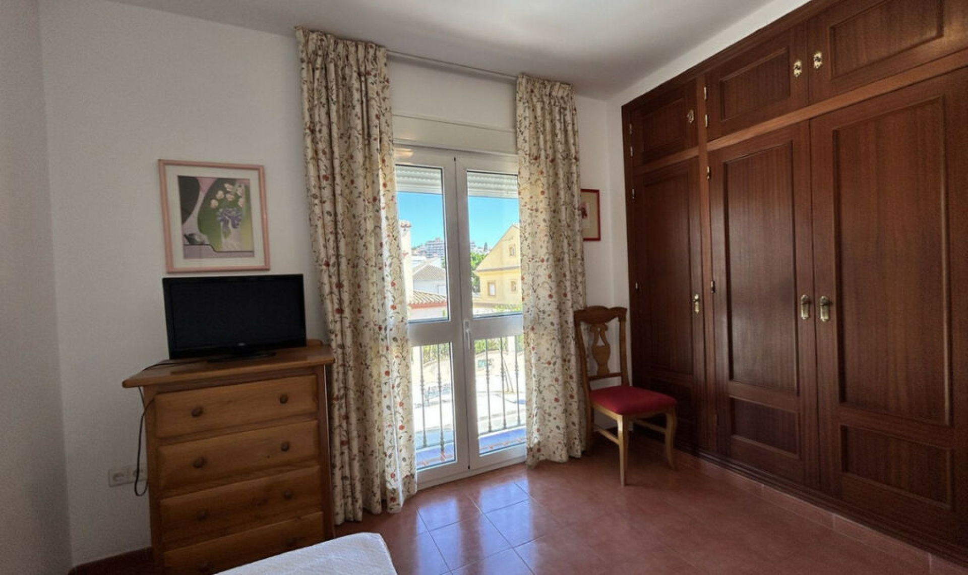 Resale - House -
Fuengirola