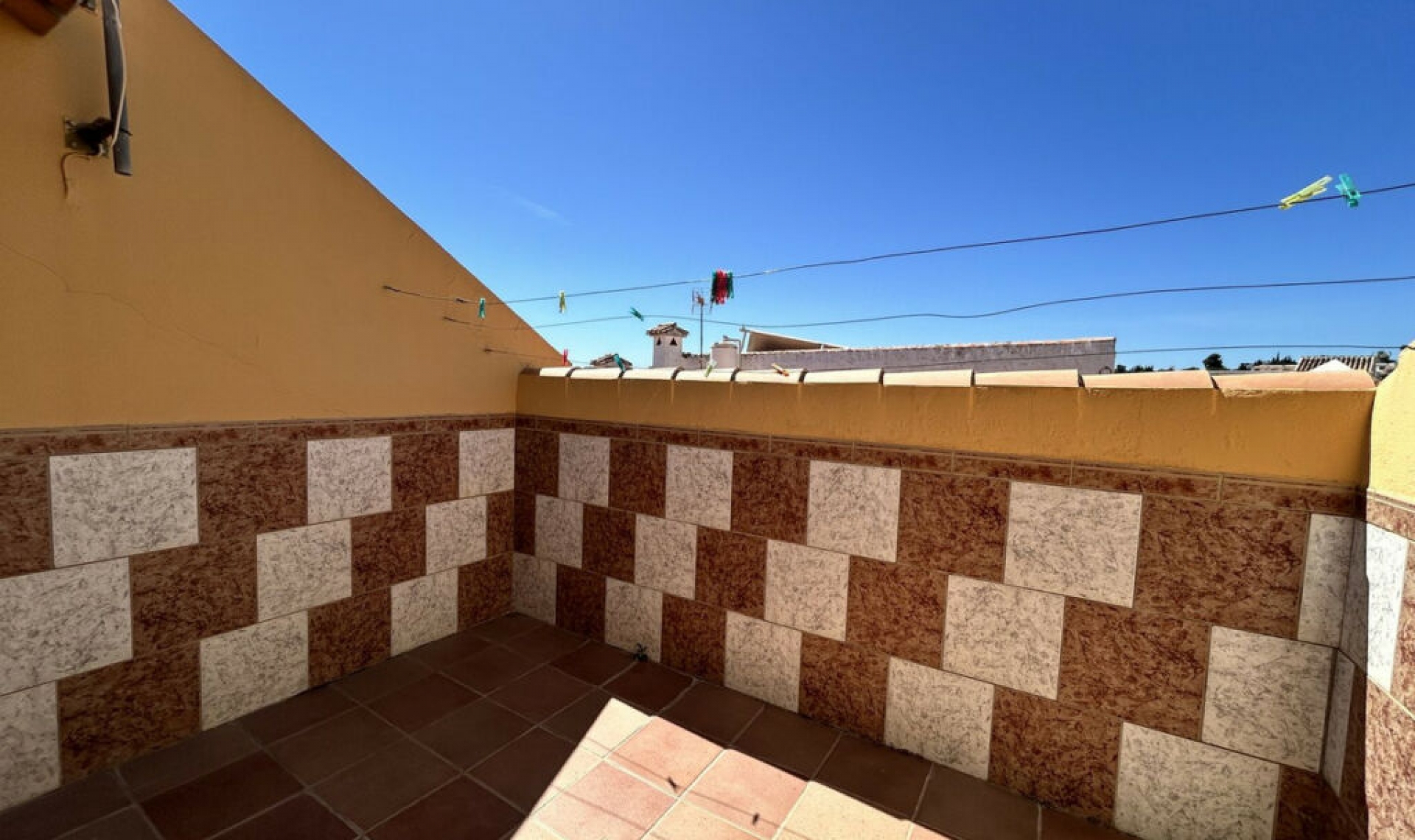 Resale - House -
Fuengirola