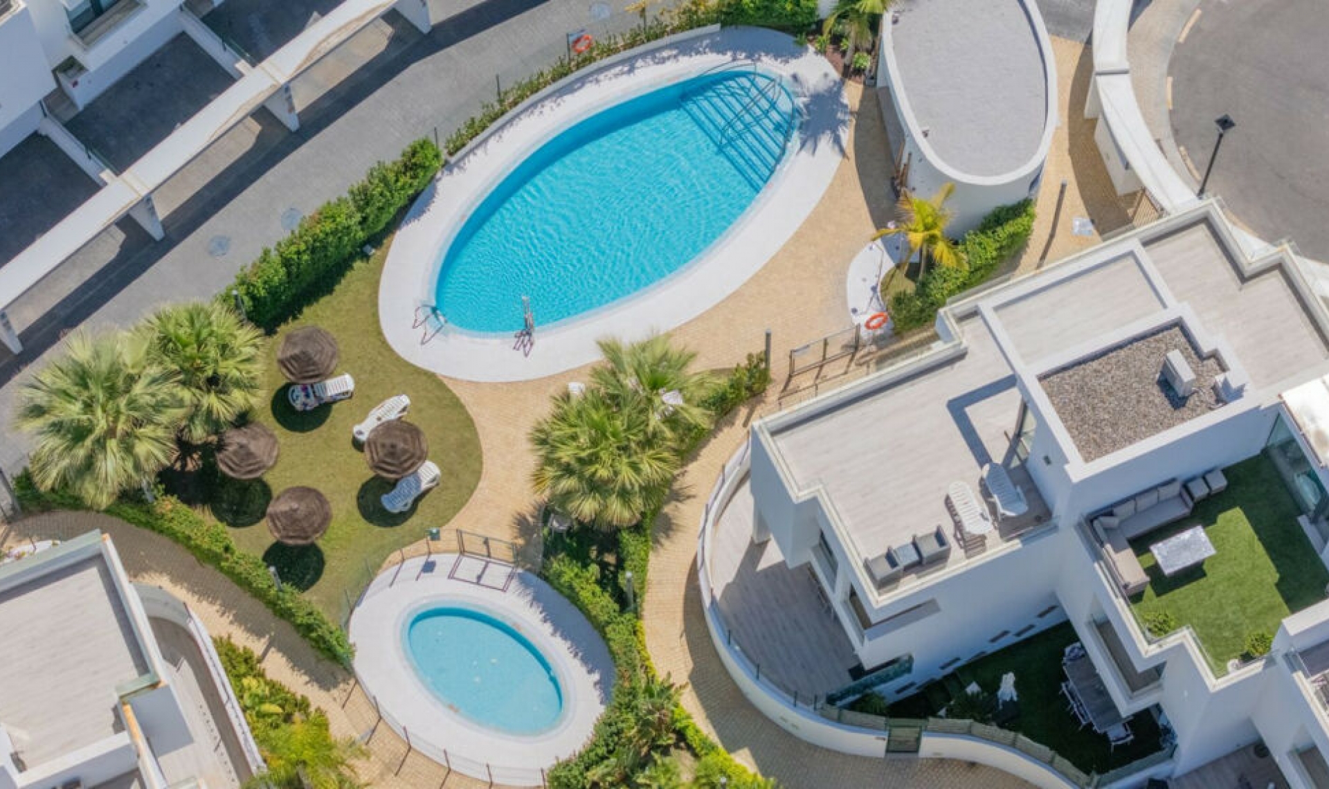 Resale - House -
Fuengirola