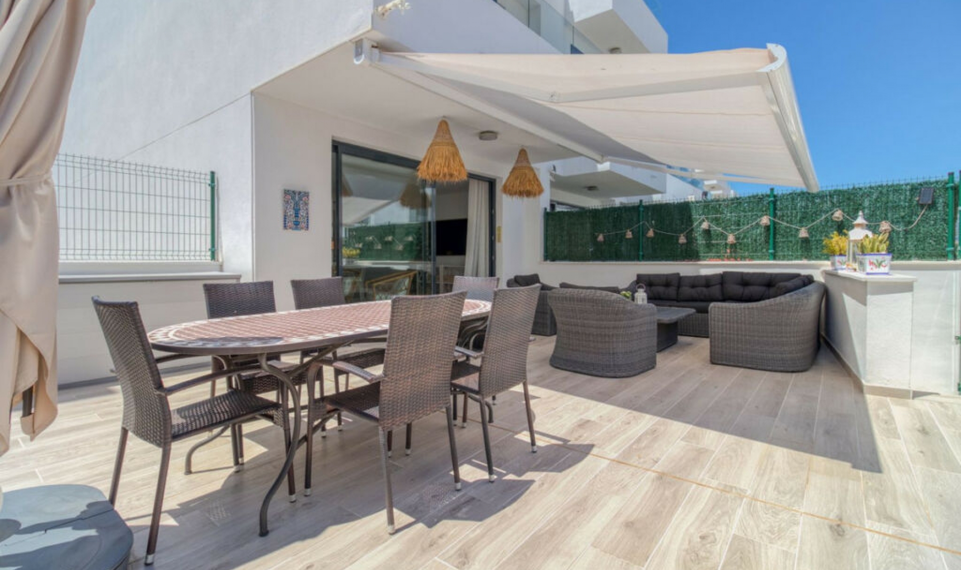 Resale - House -
Fuengirola