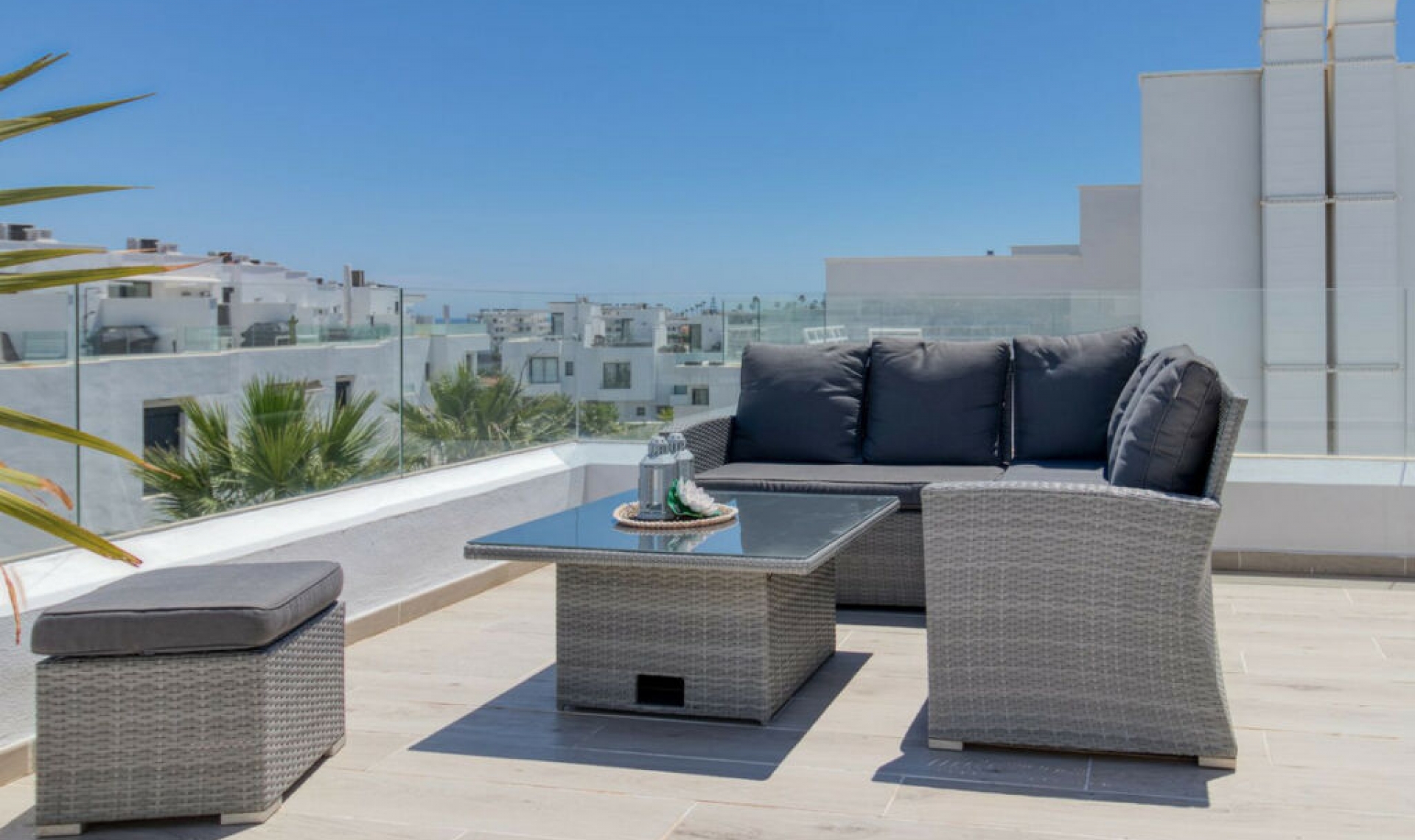 Resale - House -
Fuengirola