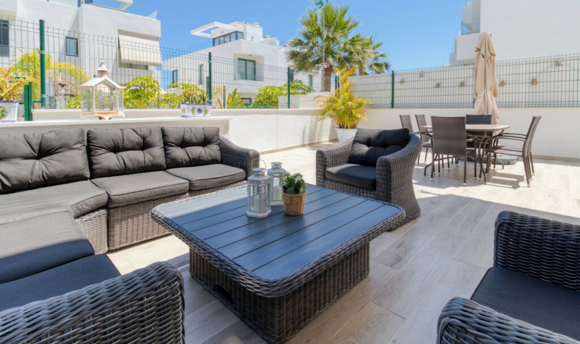 Resale - House -
Fuengirola