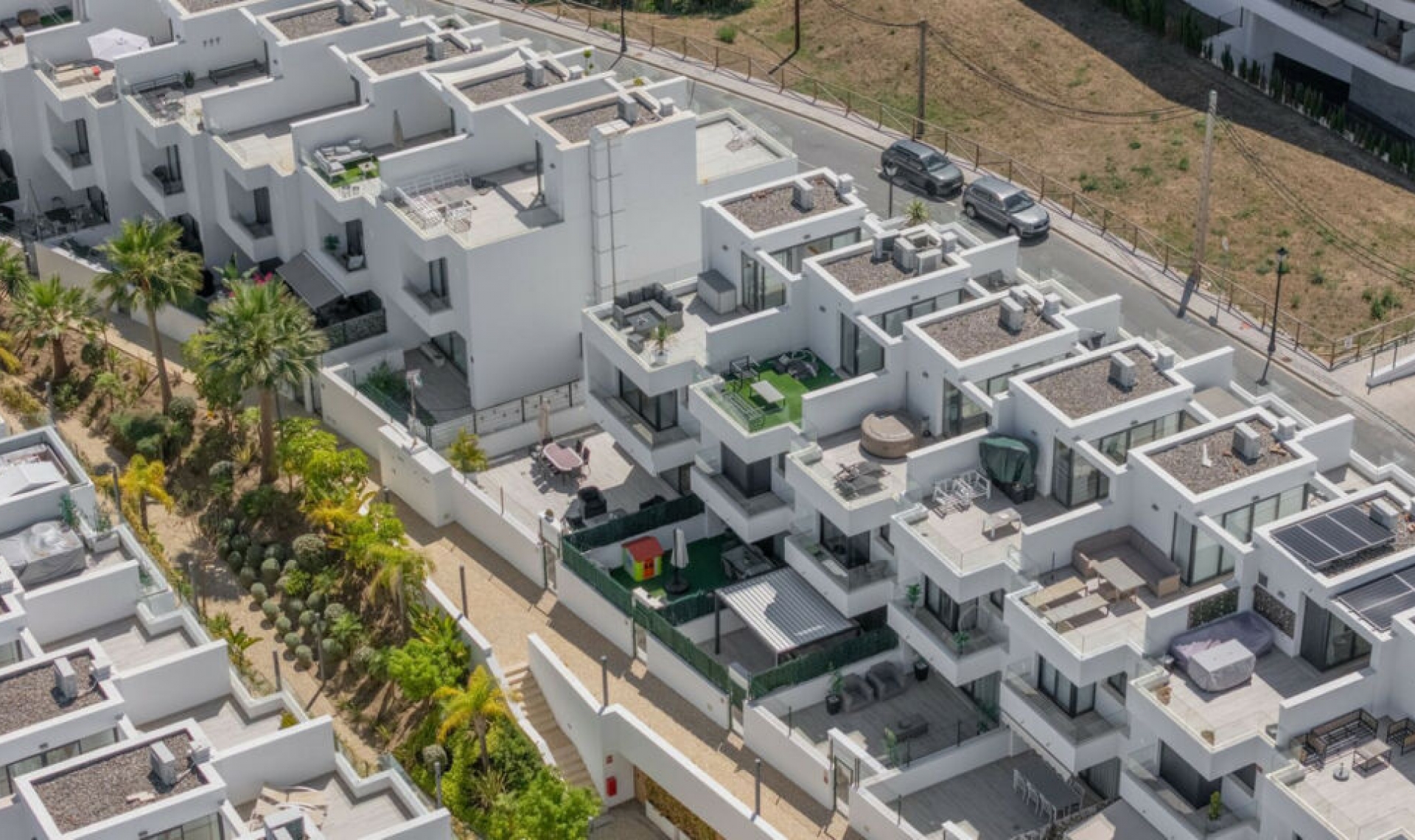 Resale - House -
Fuengirola