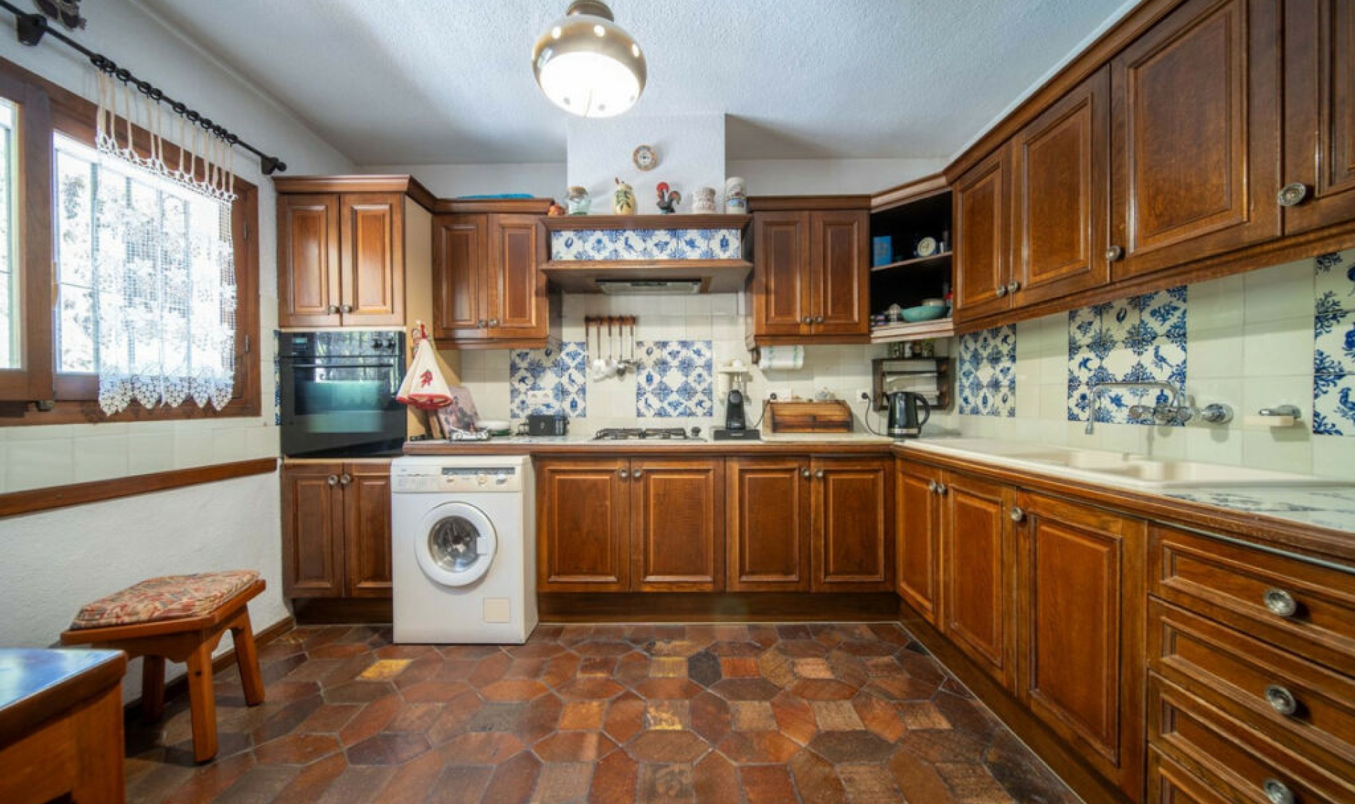 Resale - House -
Fuengirola