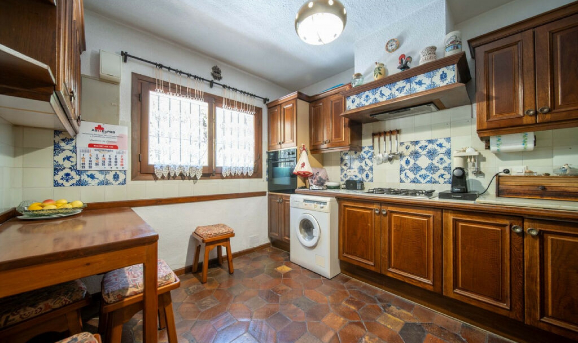 Resale - House -
Fuengirola