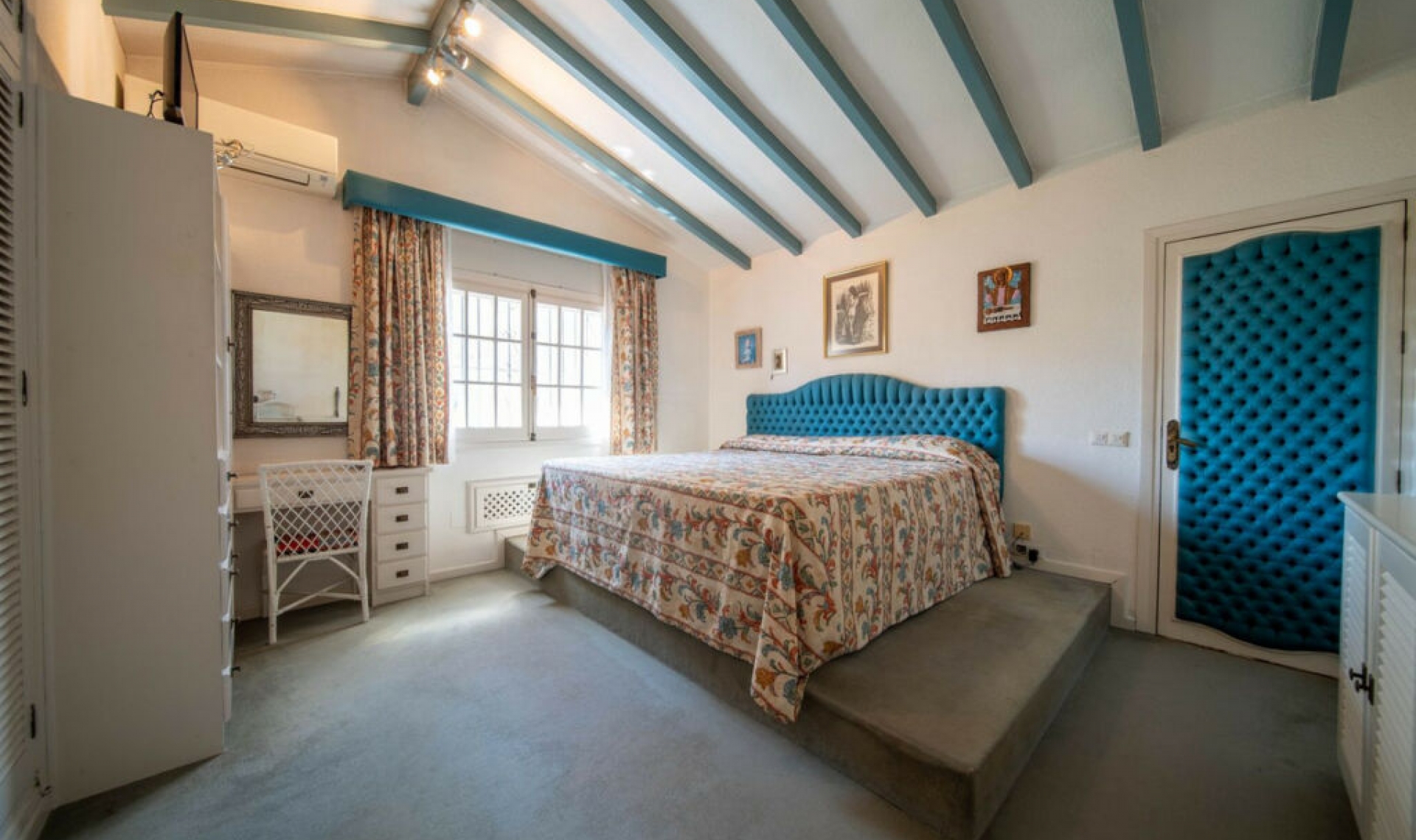 Resale - House -
Fuengirola