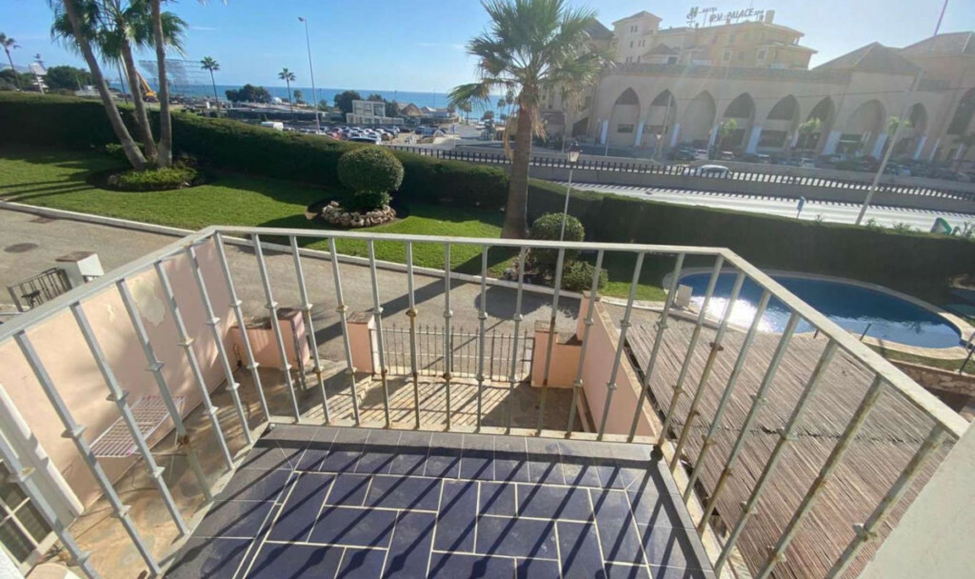 Resale - House -
Fuengirola