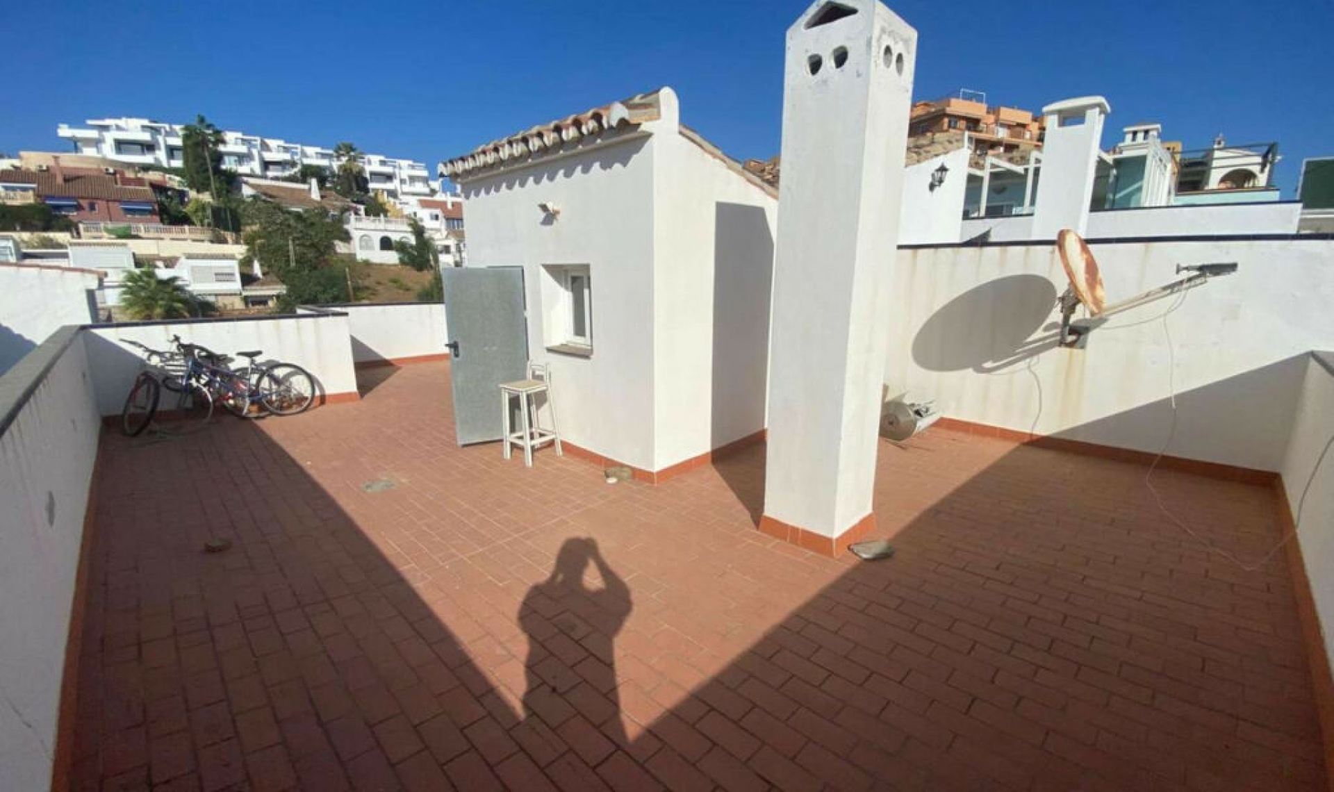 Resale - House -
Fuengirola