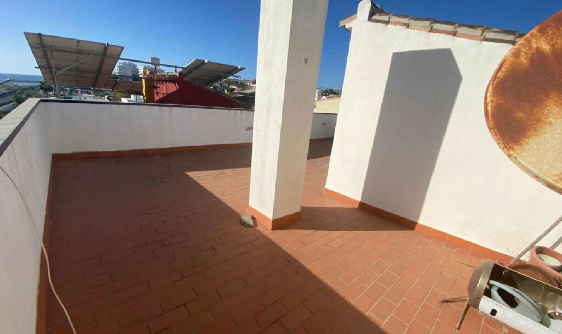 Resale - House -
Fuengirola