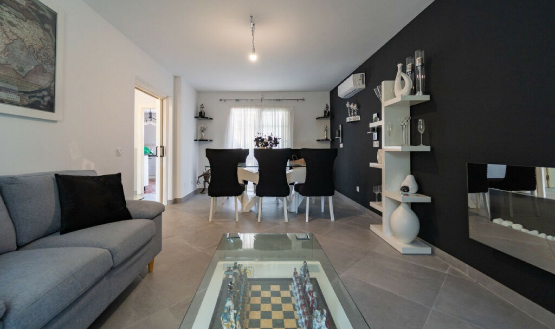 Resale - House -
Fuengirola