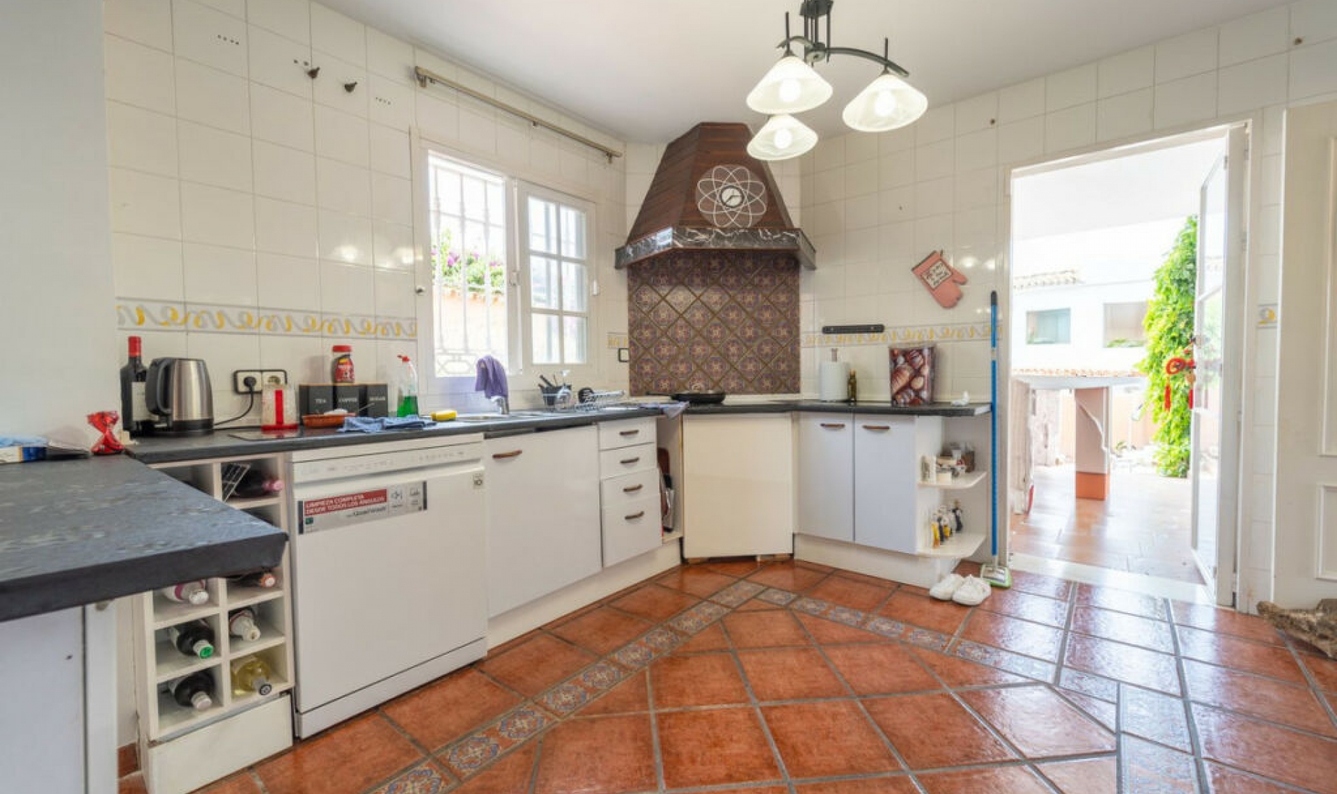 Resale - House -
Fuengirola