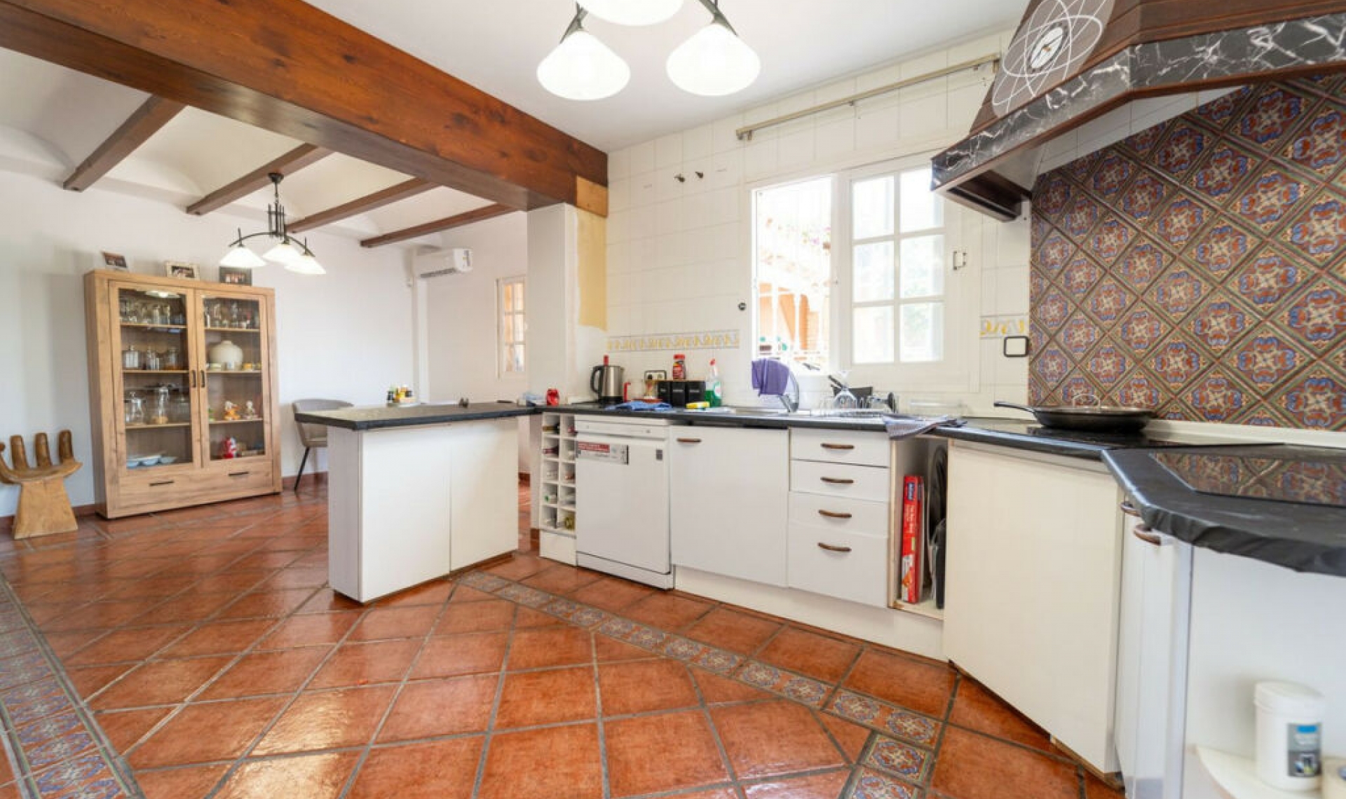 Resale - House -
Fuengirola