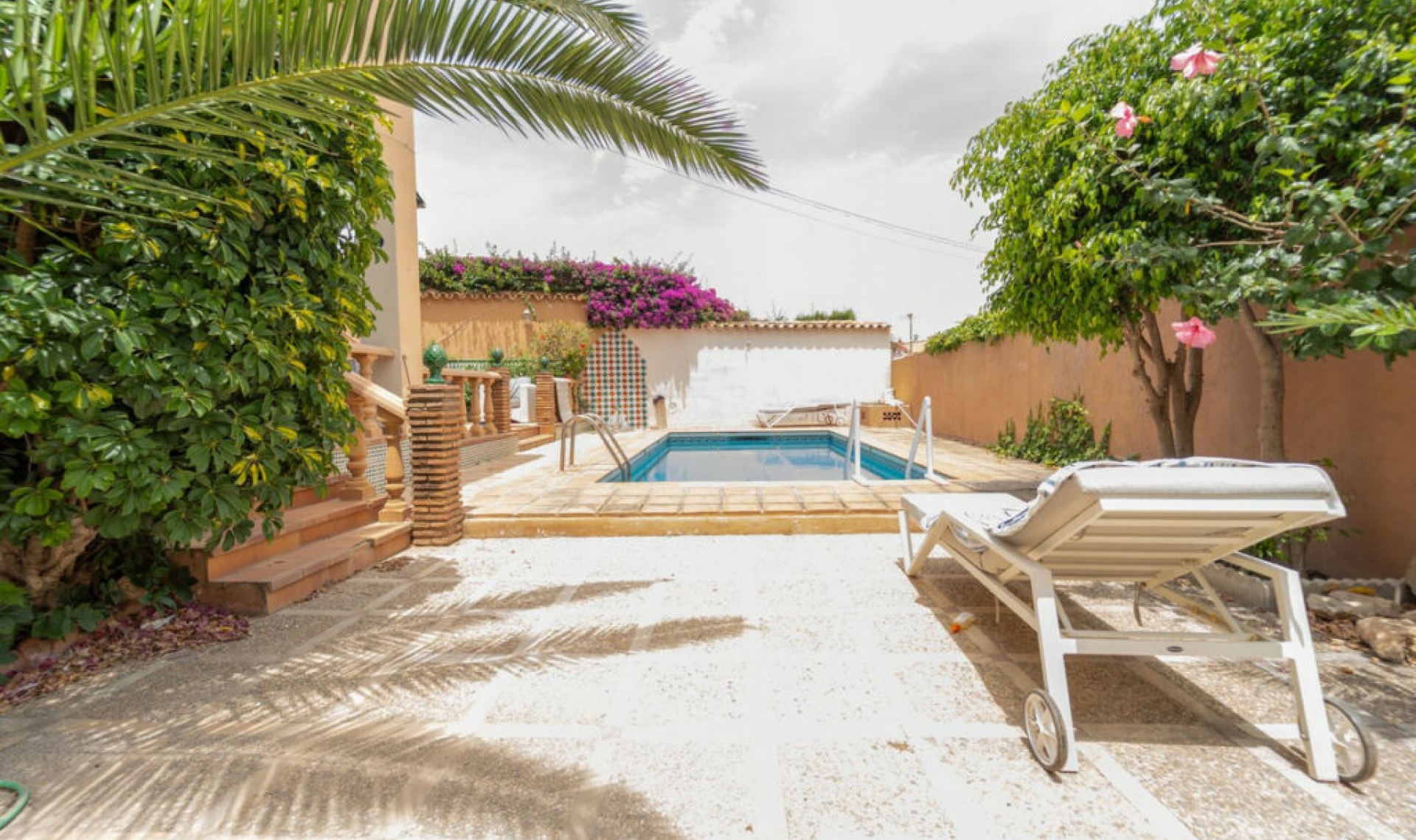 Resale - House -
Fuengirola