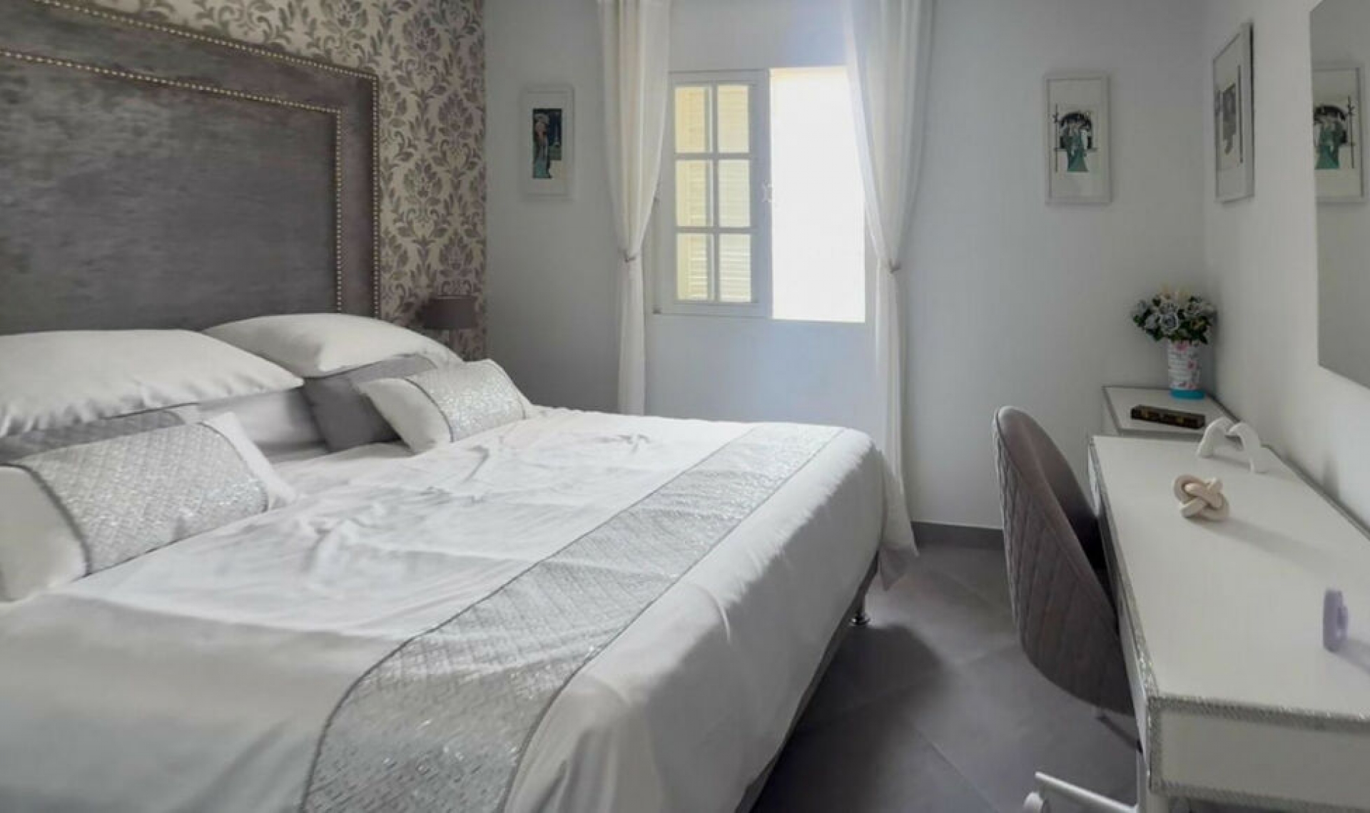 Resale - House -
Fuengirola