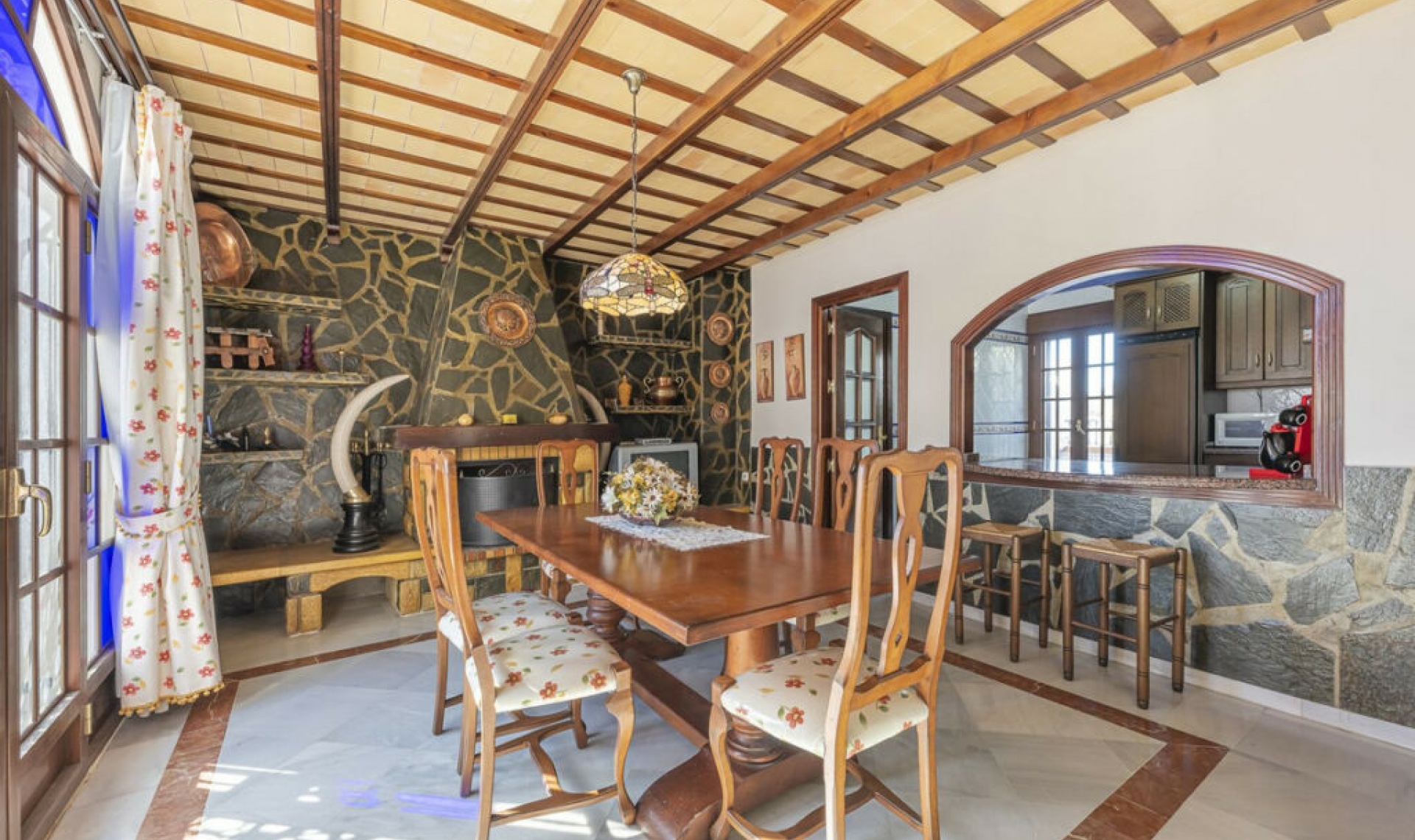 Resale - House -
Gaucín
