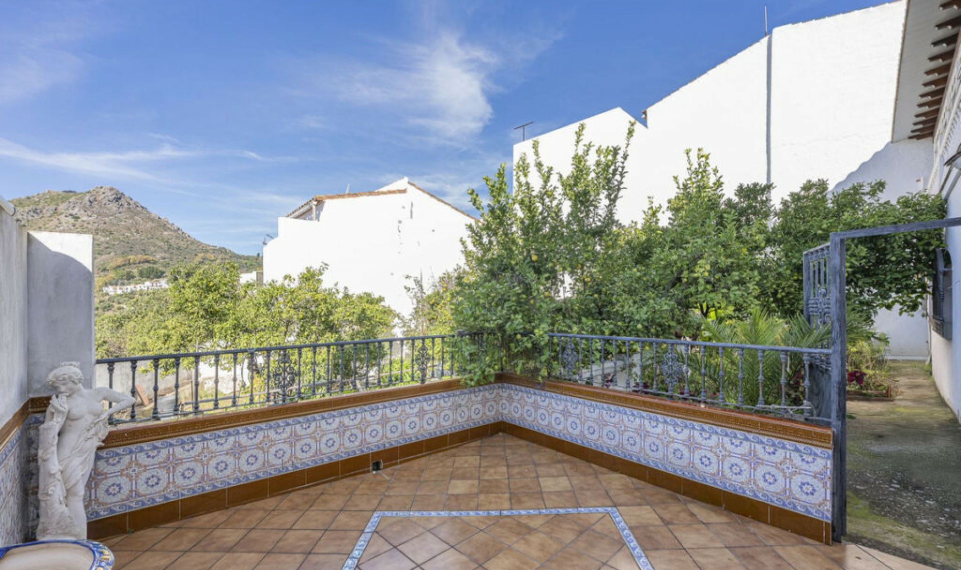 Resale - House -
Gaucín