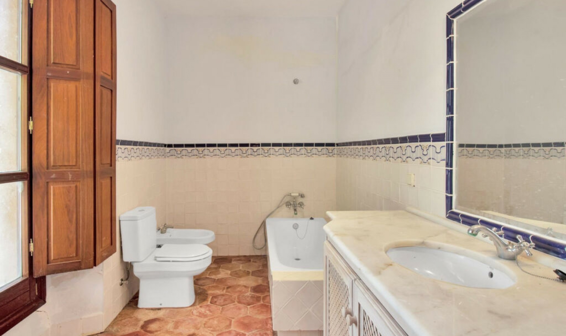 Resale - House -
Gaucín