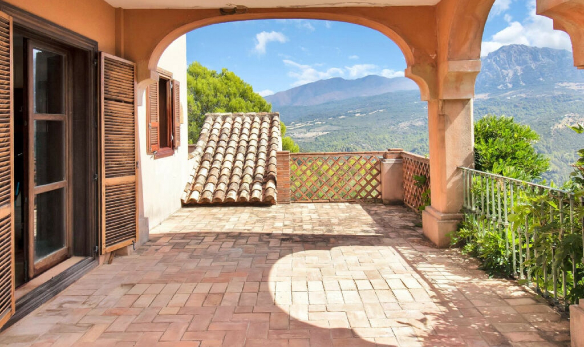 Resale - House -
Gaucín