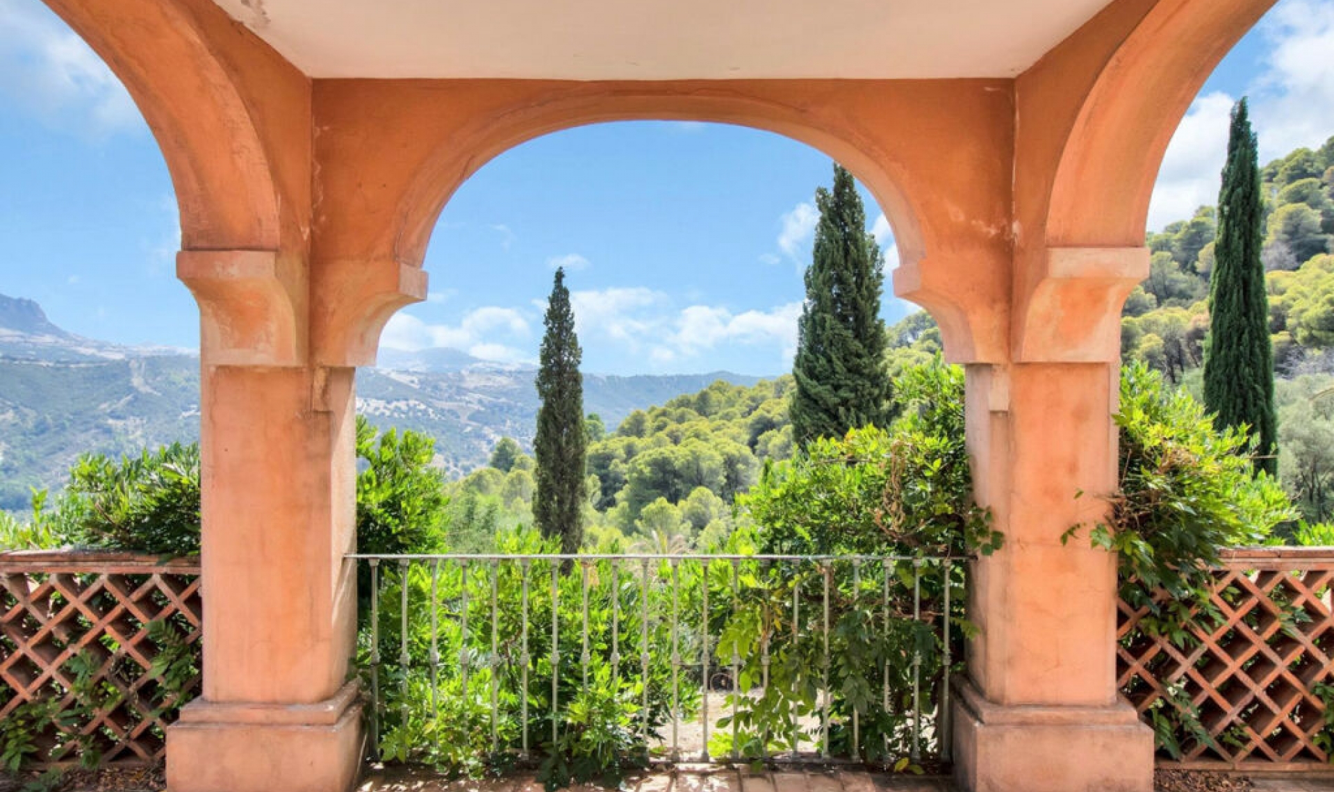 Resale - House -
Gaucín