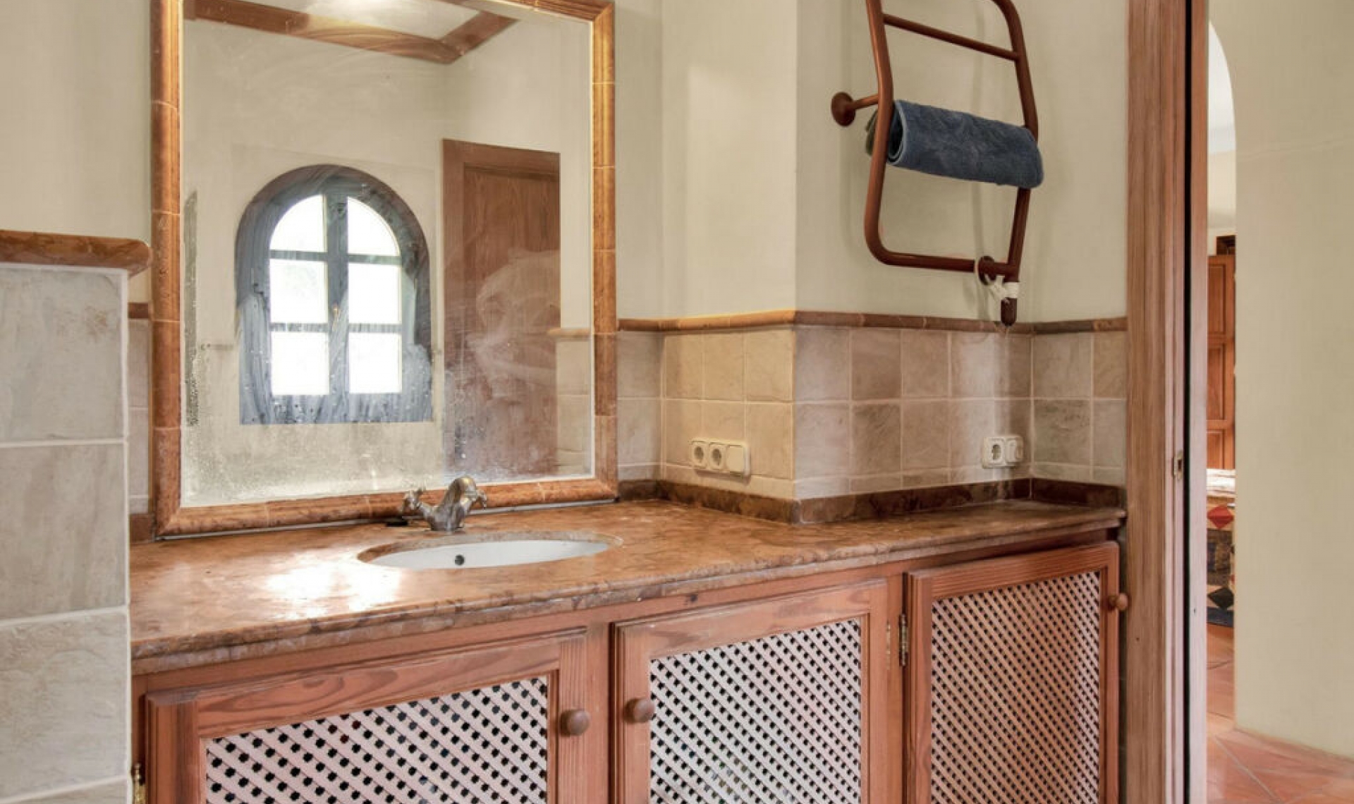 Resale - House -
Gaucín