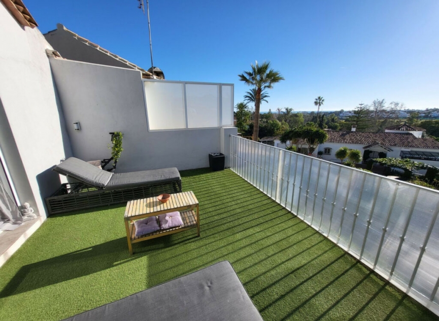 Resale - House -
Guadalmina Alta