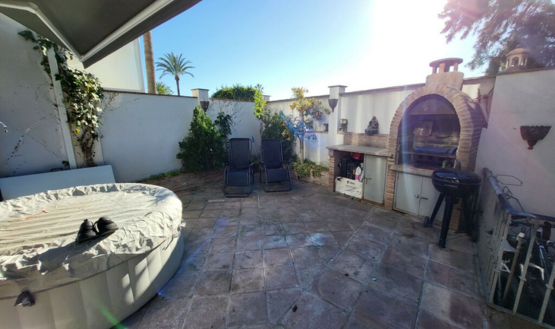 Resale - House -
Guadalmina Alta