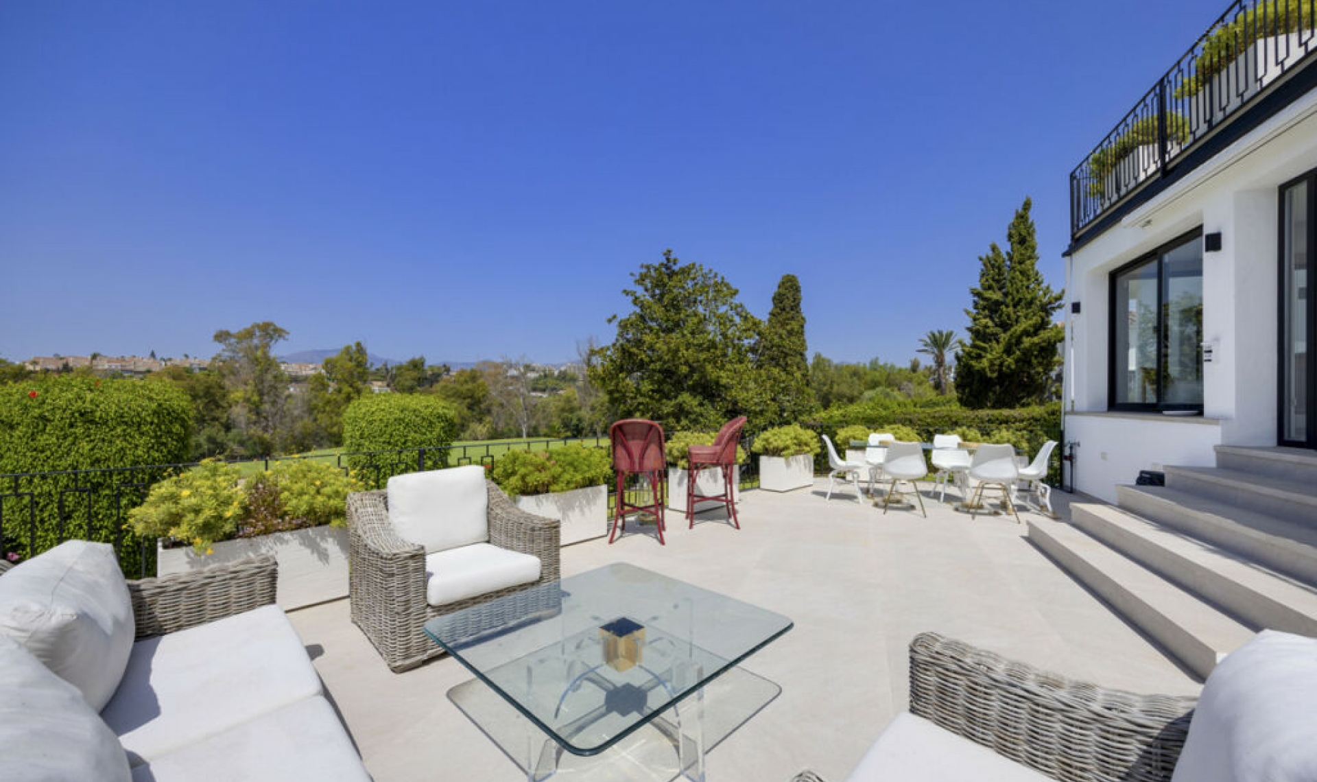 Resale - House -
Guadalmina Alta