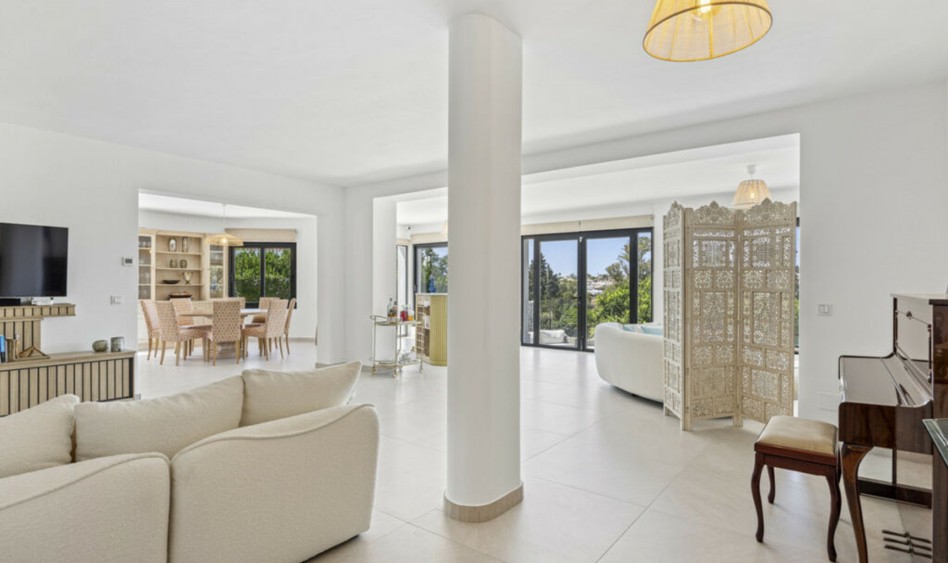 Resale - House -
Guadalmina Alta