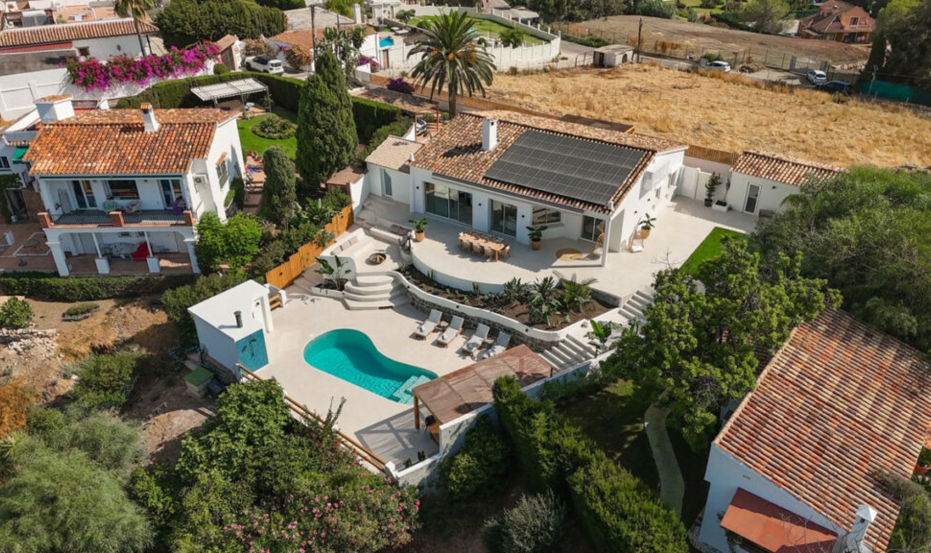Resale - House -
Guadalmina Alta