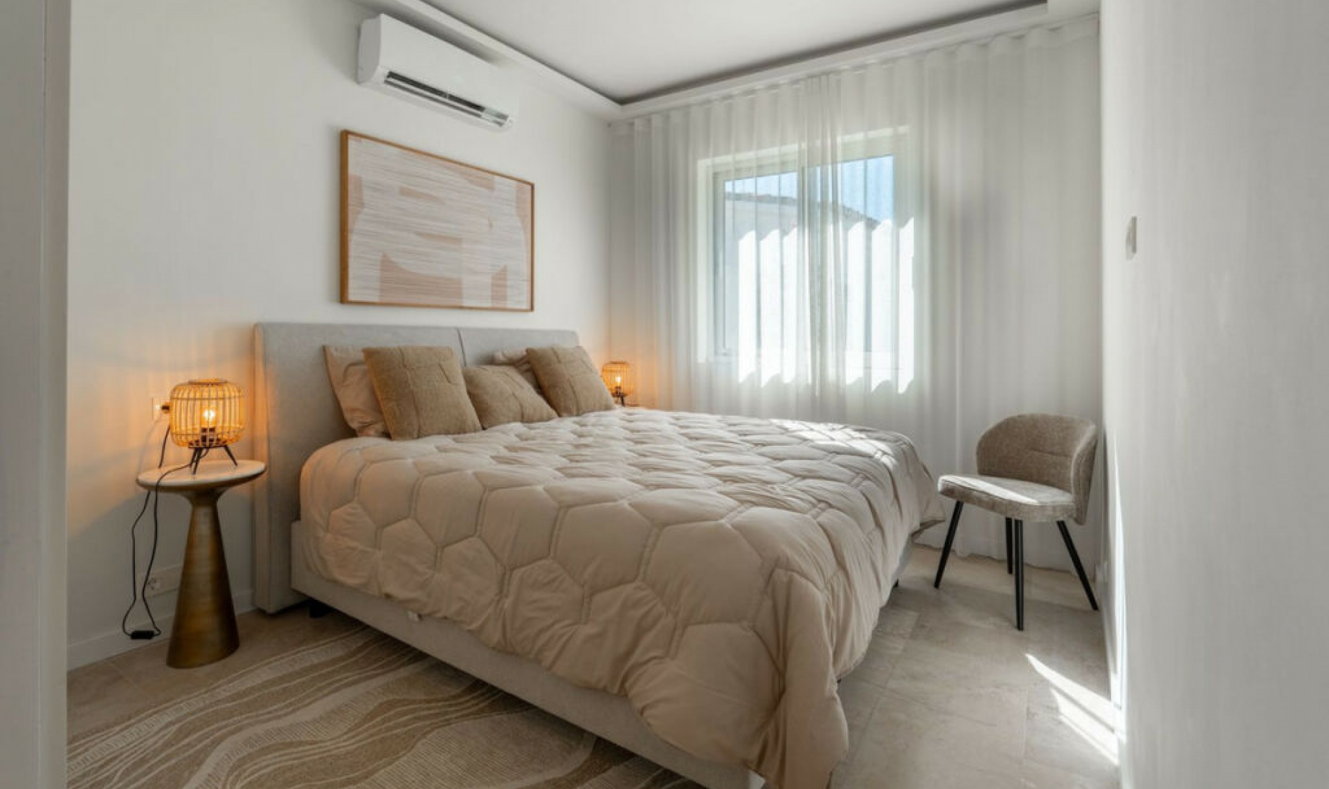 Resale - House -
Guadalmina Alta
