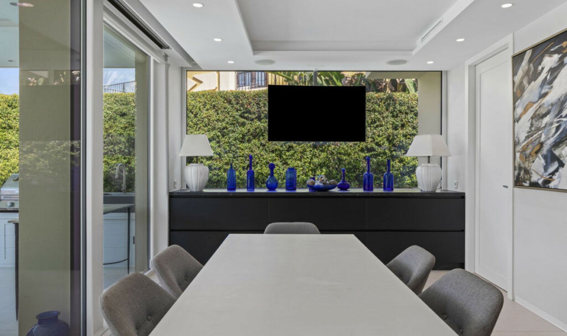 Resale - House -
Guadalmina Alta