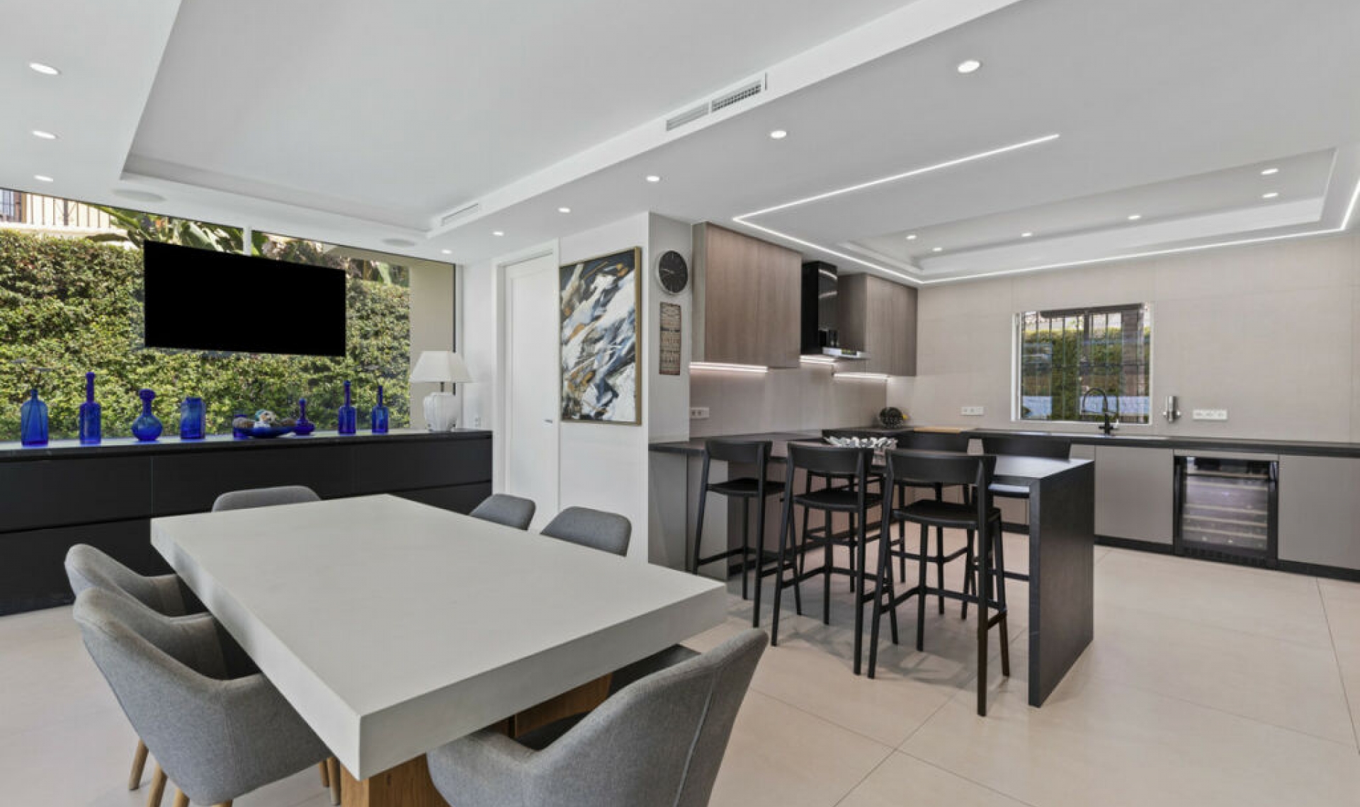 Resale - House -
Guadalmina Alta