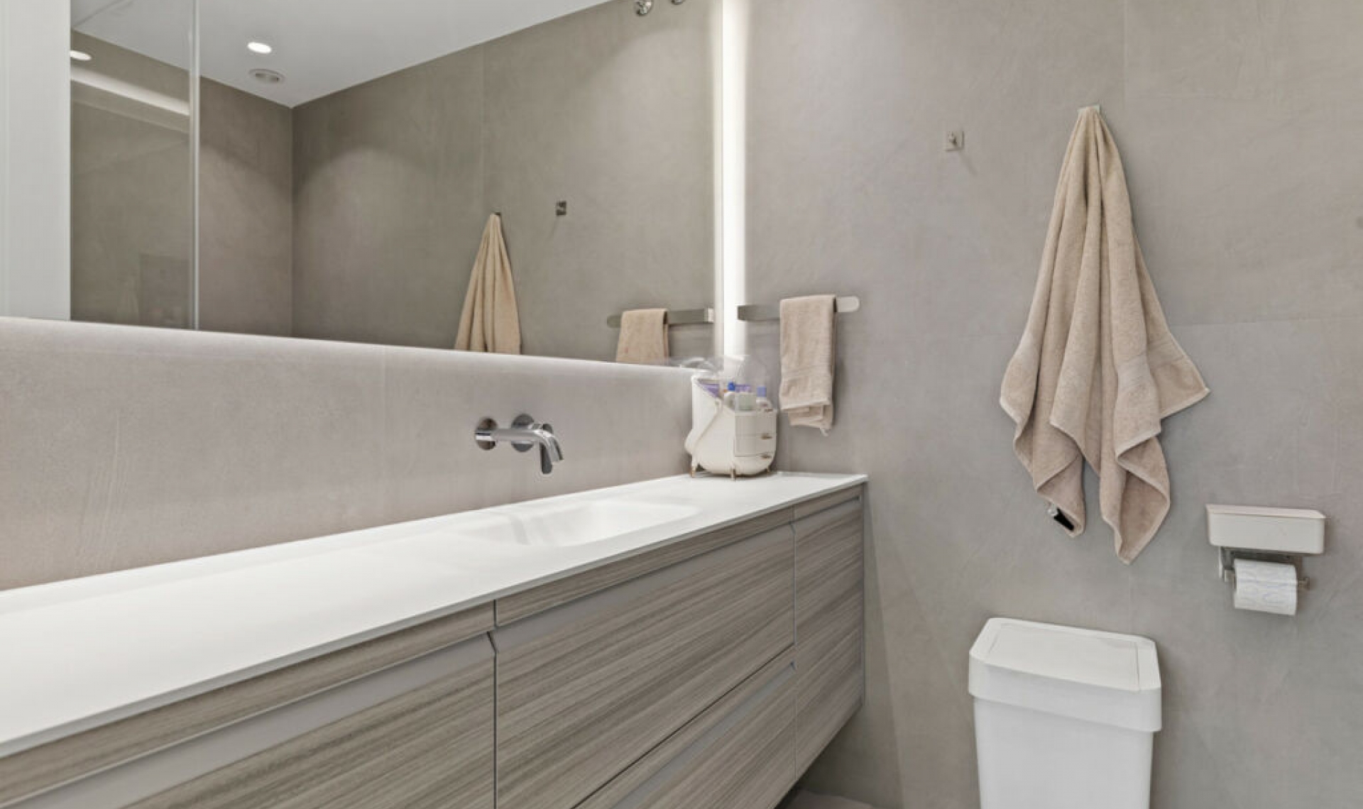 Resale - House -
Guadalmina Alta