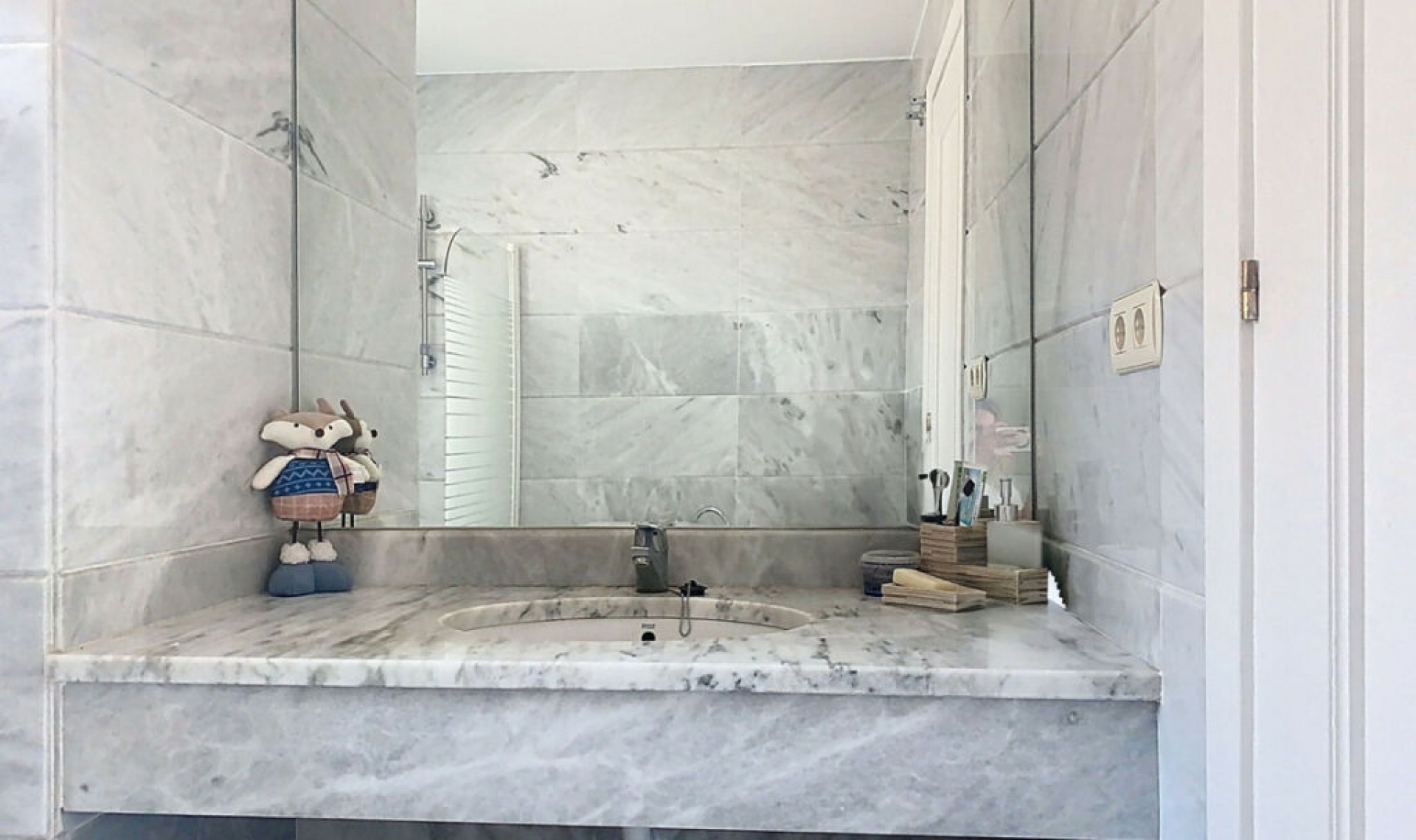 Resale - House -
Guadalmina Alta