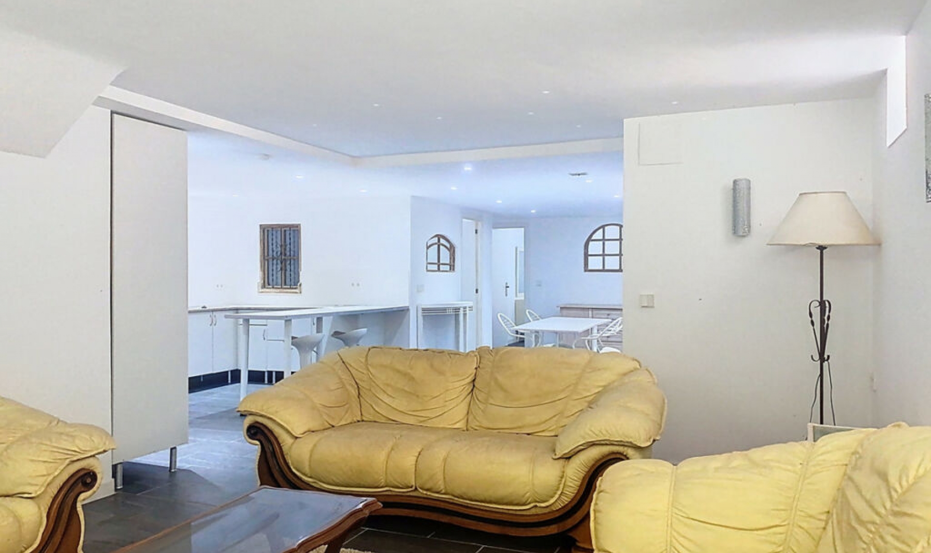 Resale - House -
Guadalmina Alta