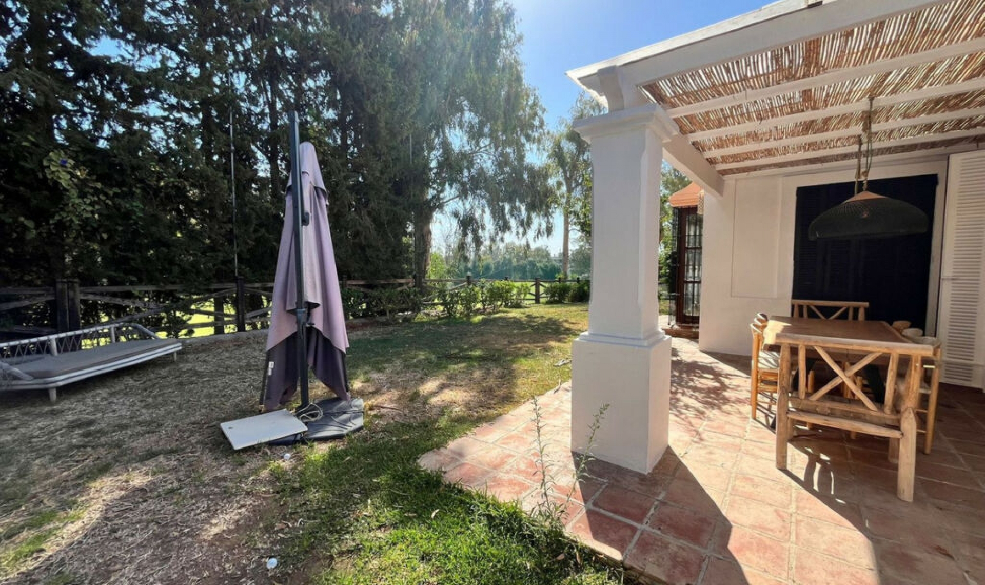 Resale - House -
Guadalmina Alta