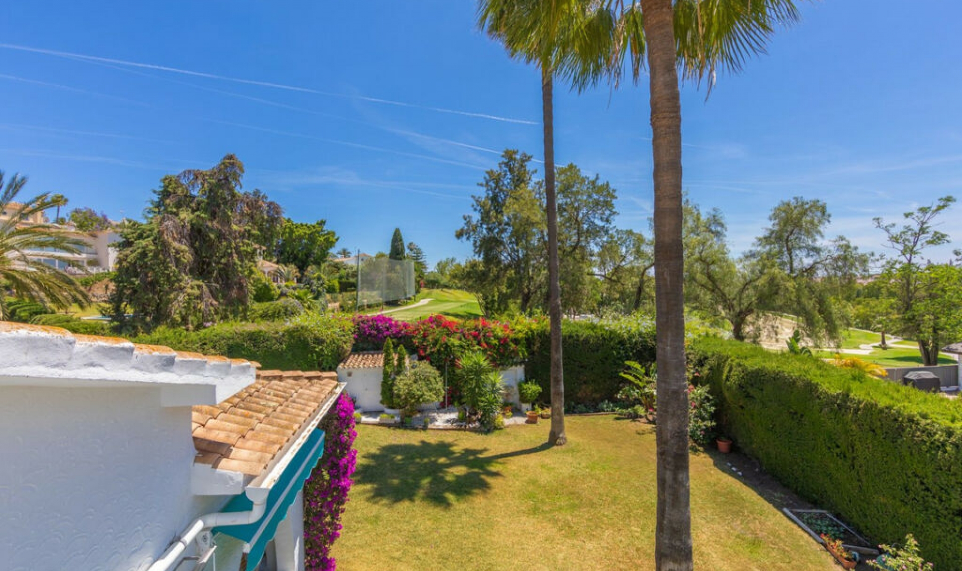 Resale - House -
Guadalmina Alta